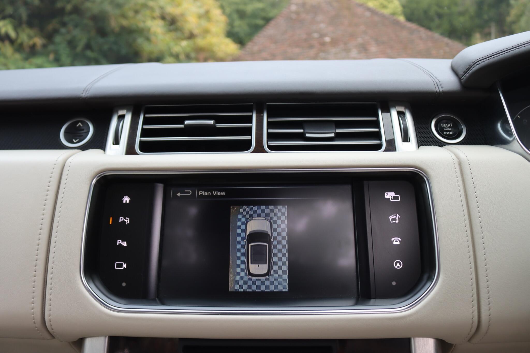 Land Rover Range Rover view 69