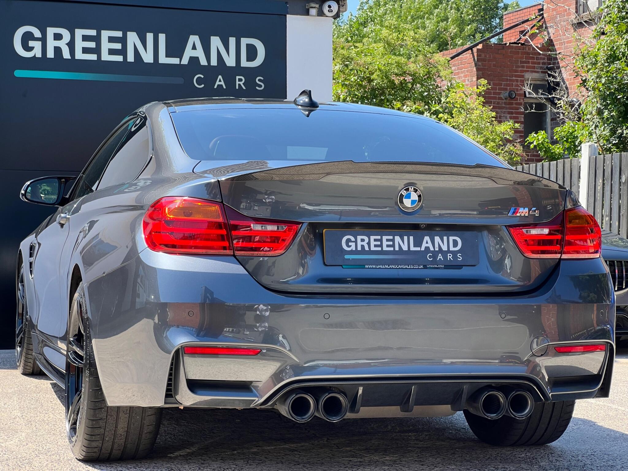 BMW M4 view 31