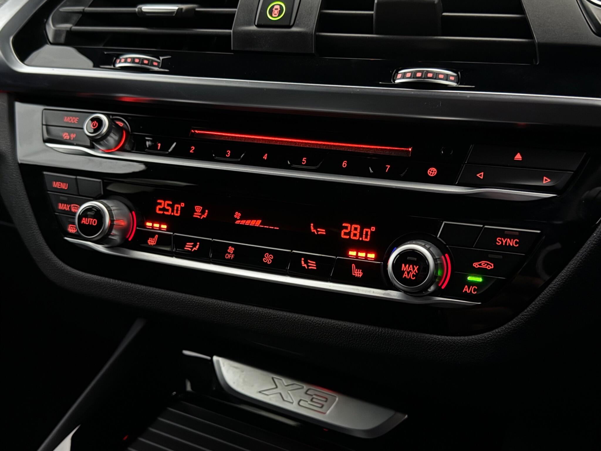 BMW X3 view 34
