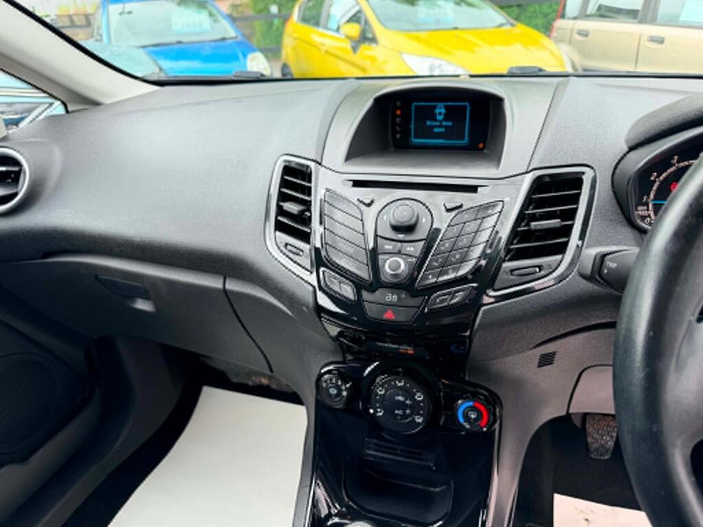 Ford Fiesta view 10