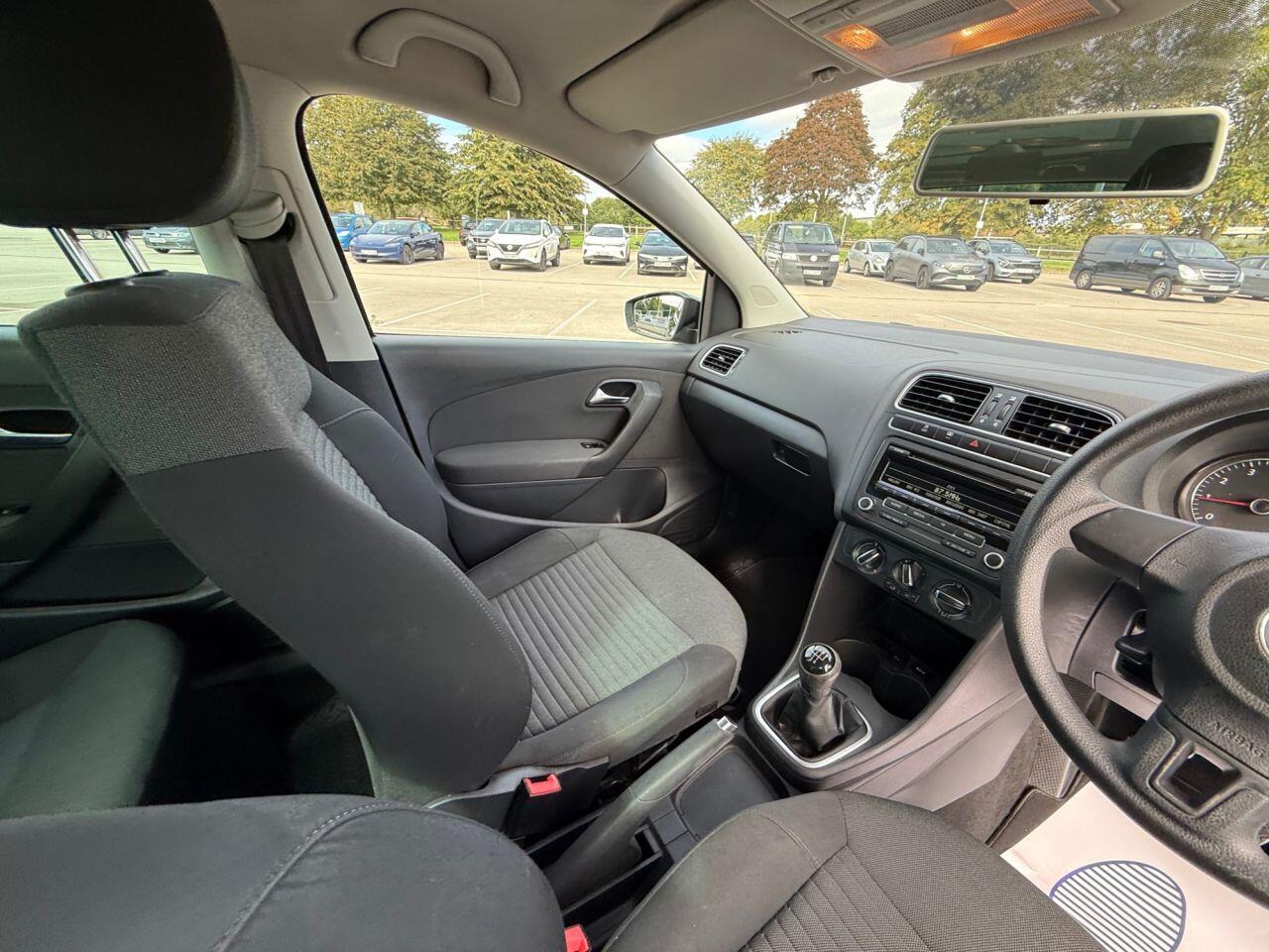 Volkswagen Polo view 14