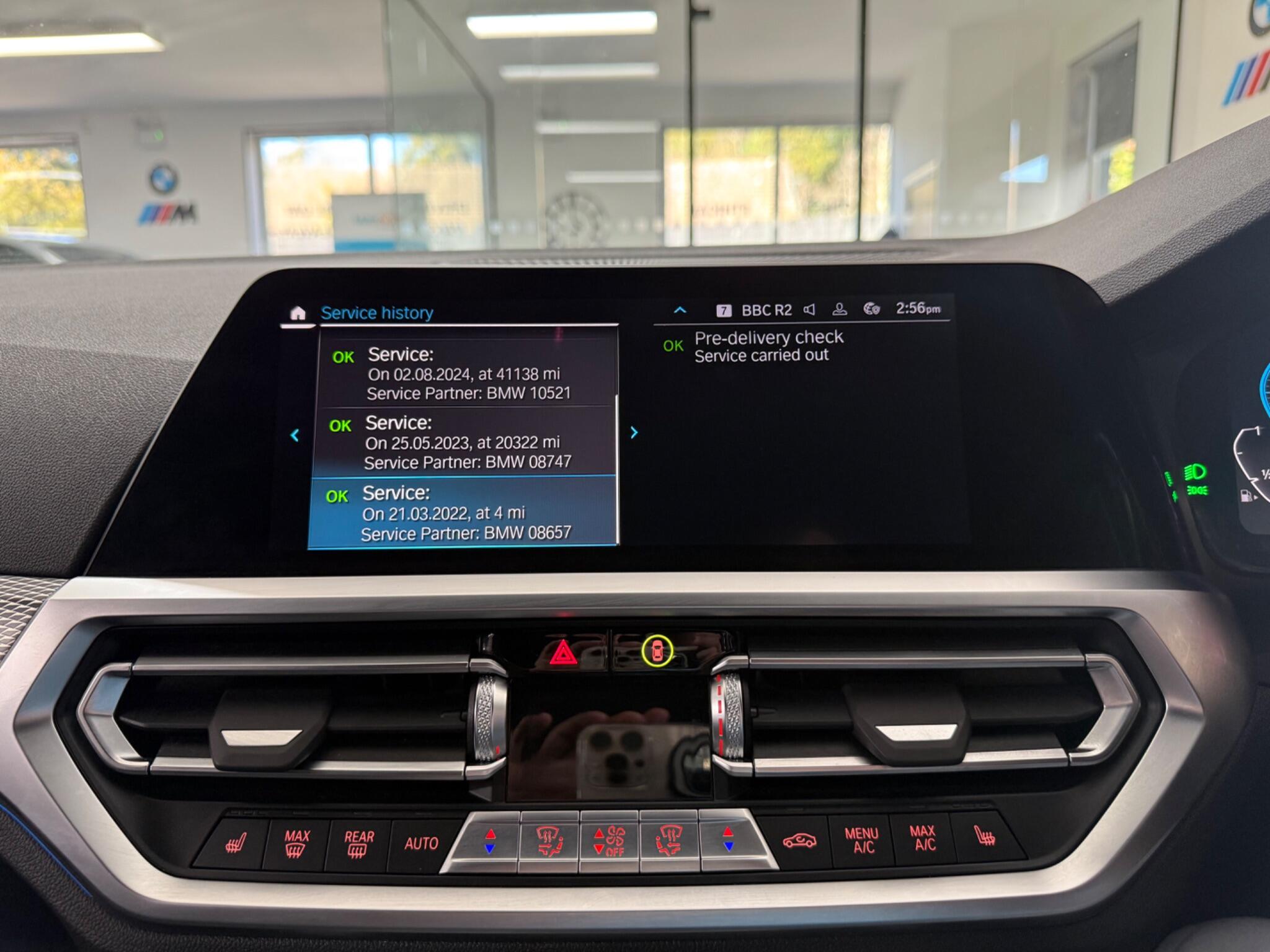BMW 3 Series view 15
