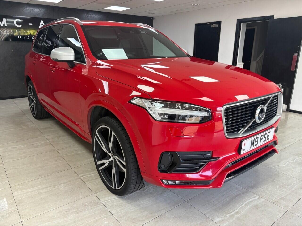 Volvo XC90 view 9