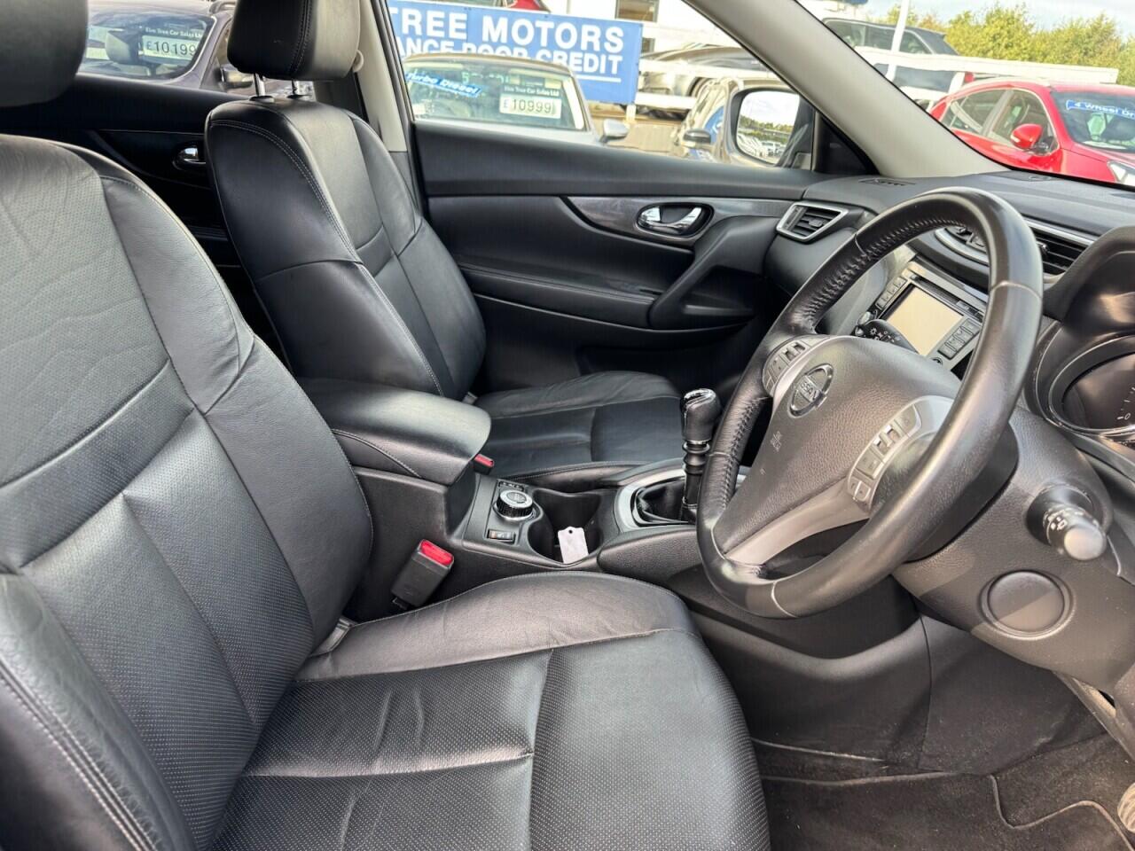 Nissan X-Trail view 63