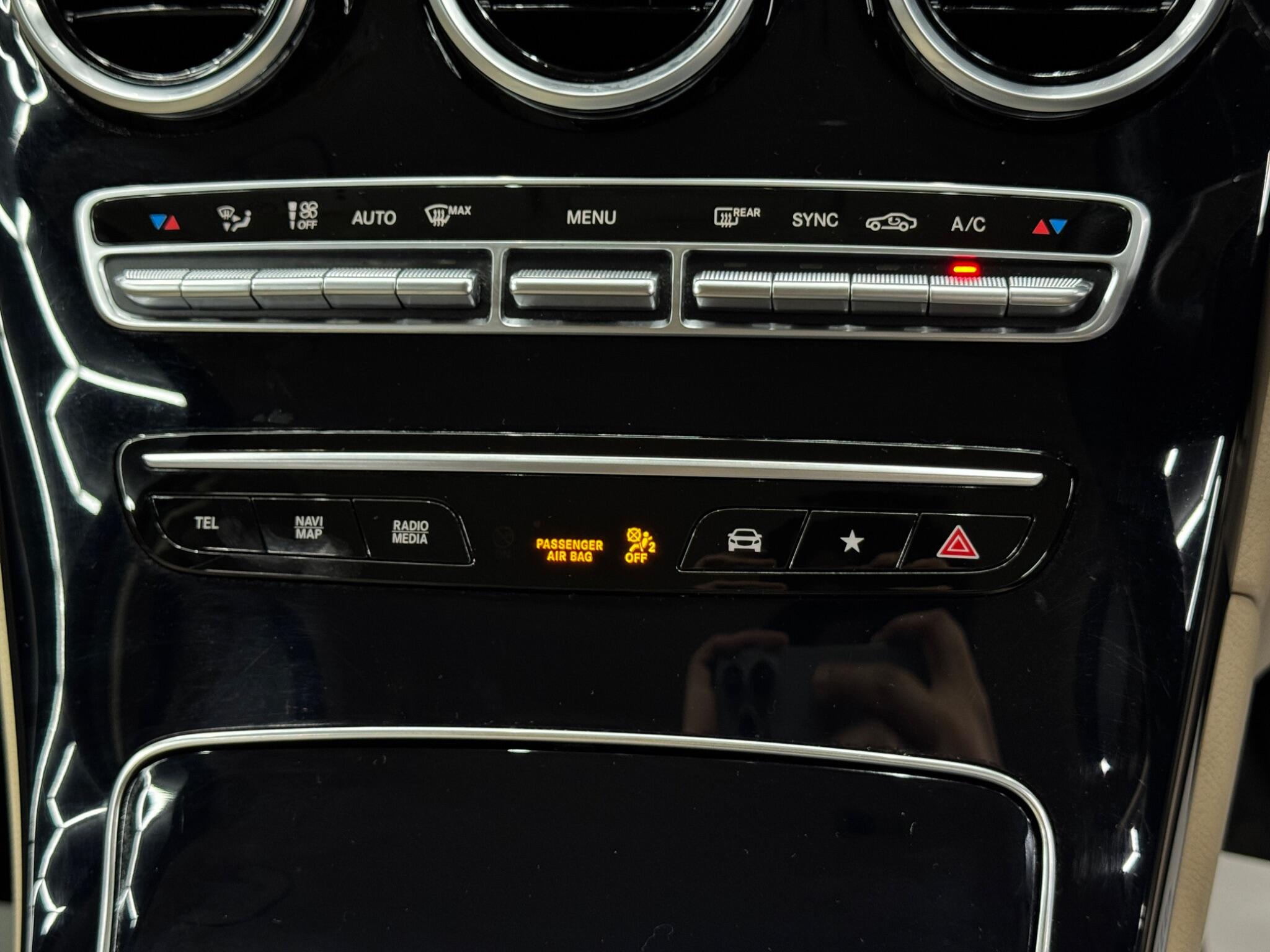 Mercedes-Benz GLC view 26