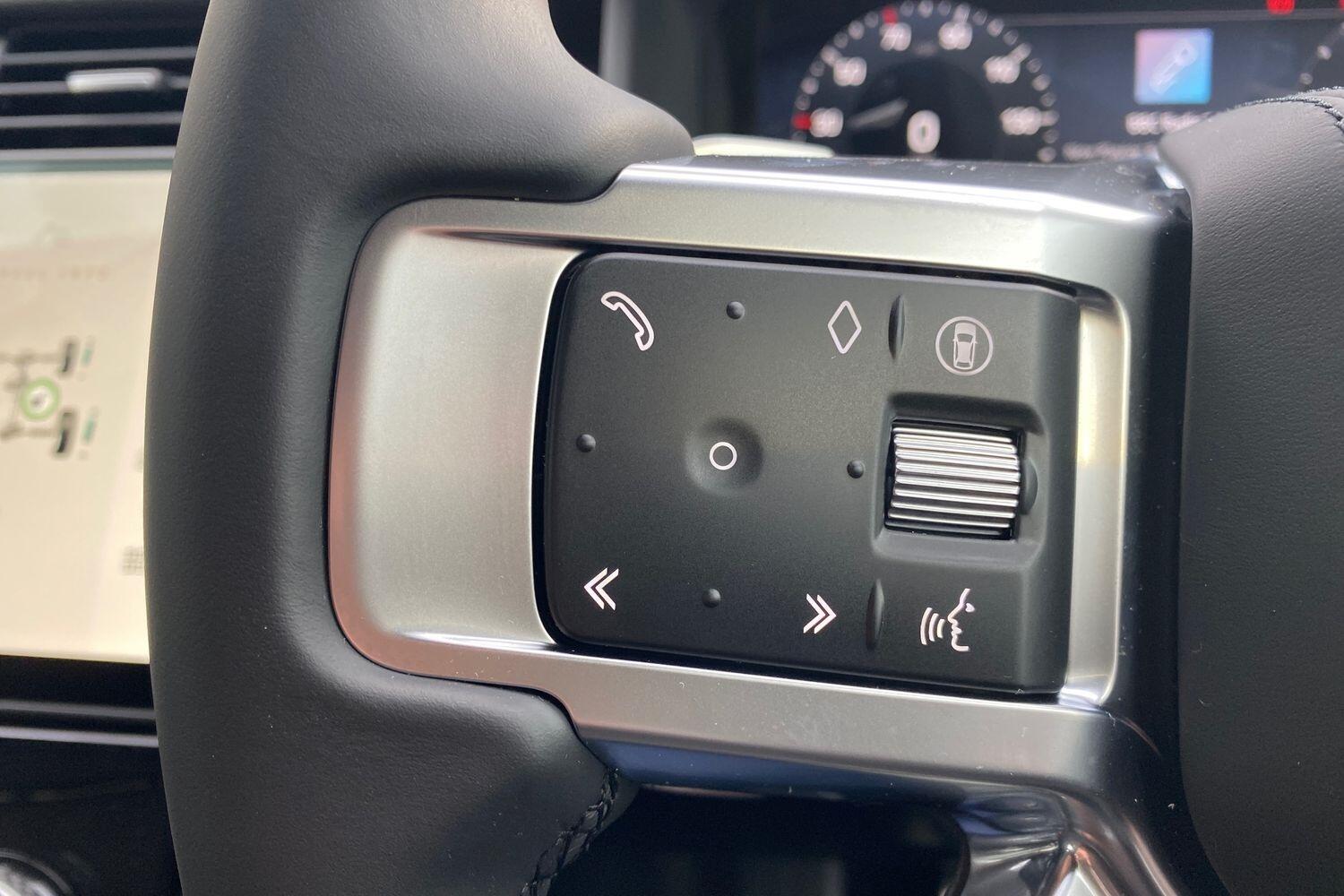 Land Rover Discovery view 26