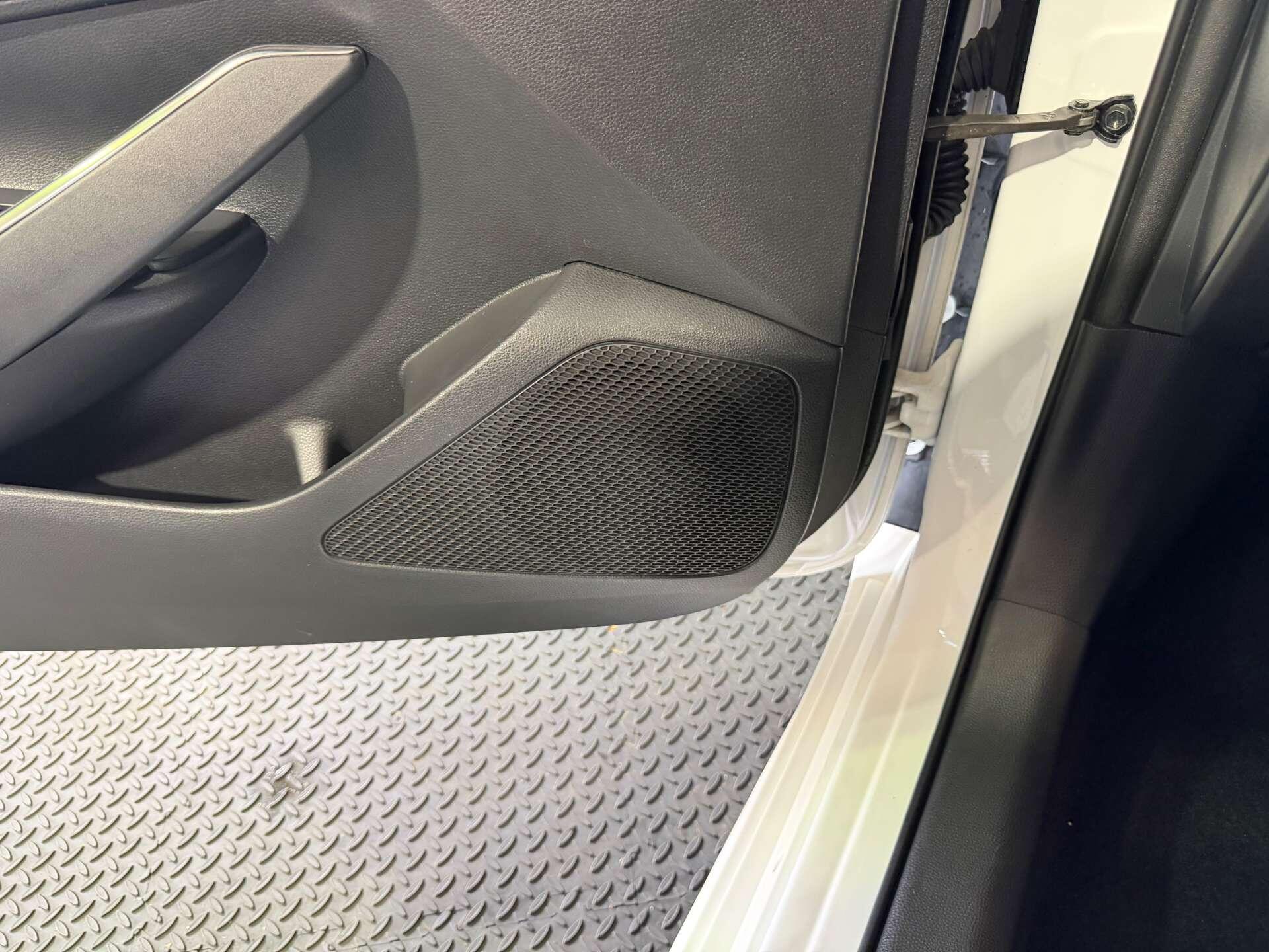 Toyota Corolla view 59