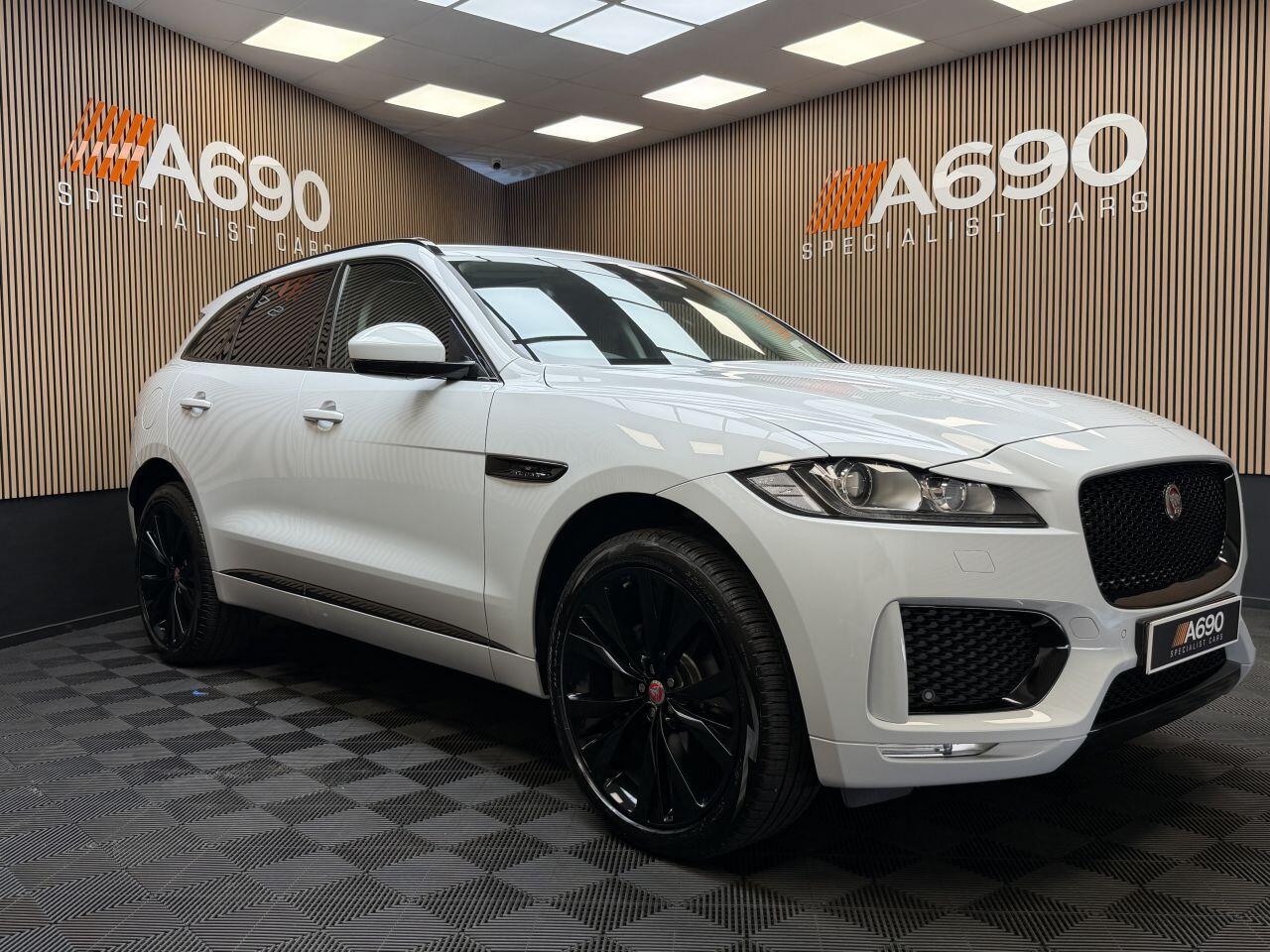 Jaguar F-Pace view 7