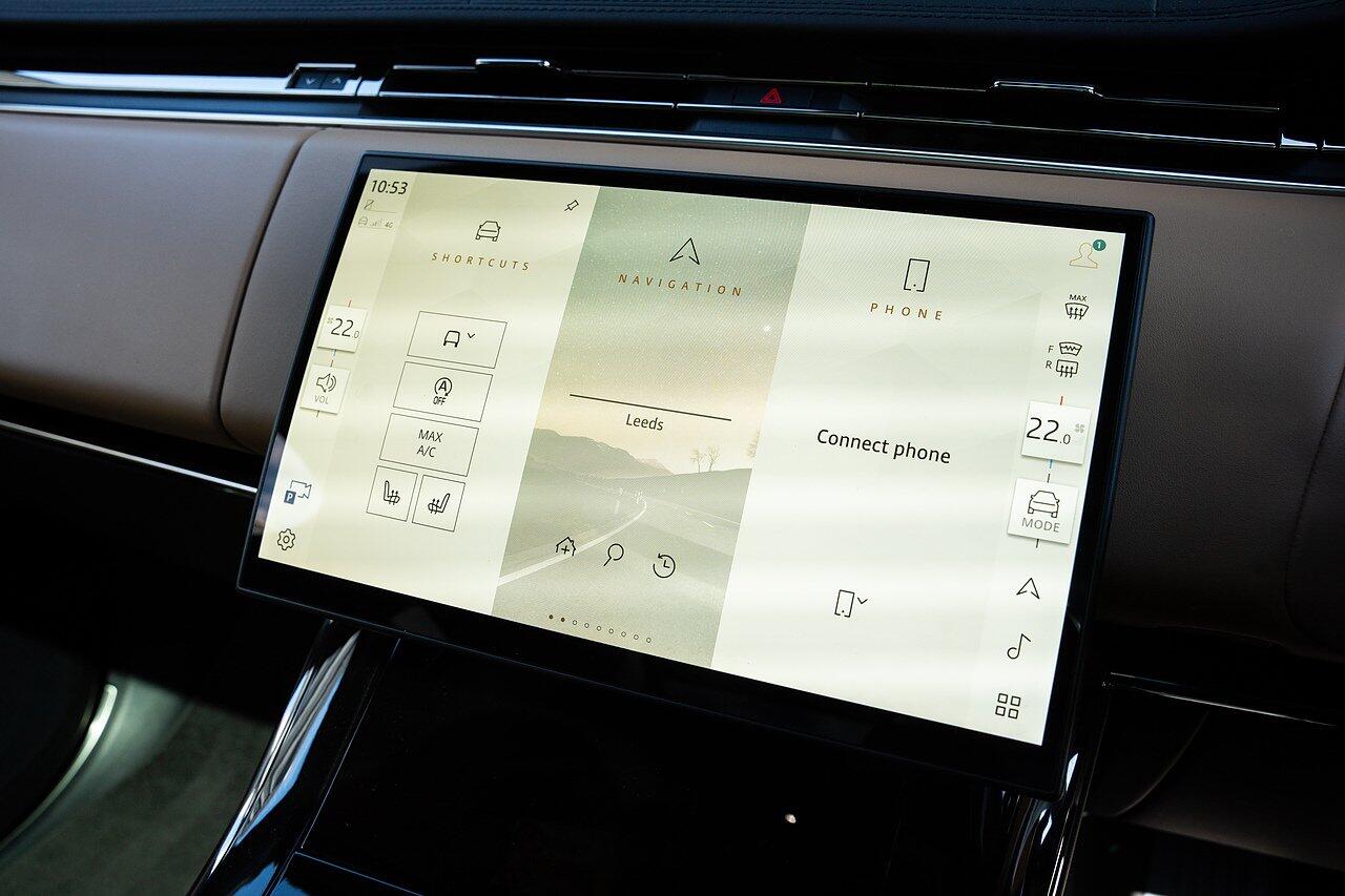 Land Rover Range Rover Sport view 43