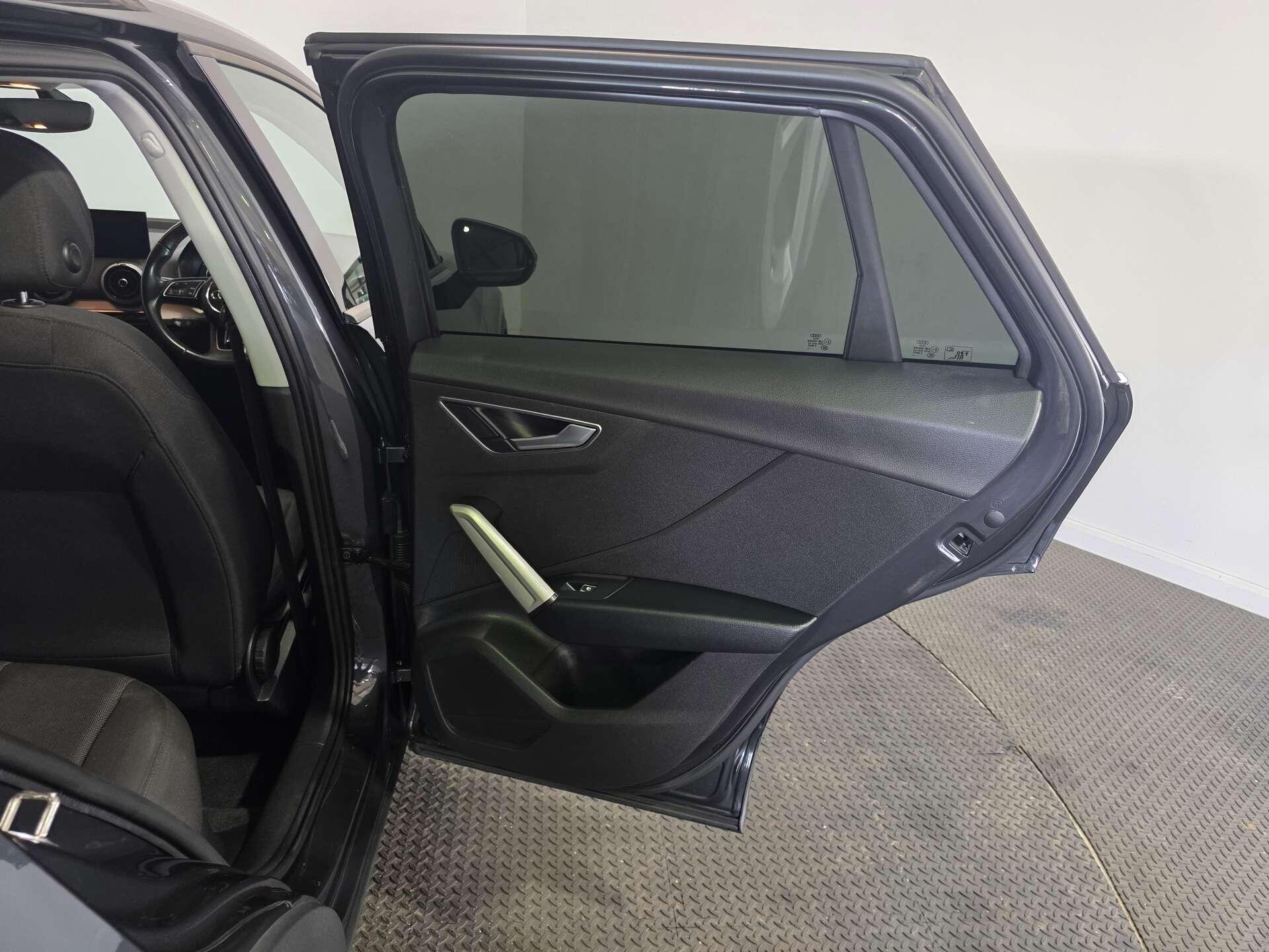 Audi Q2 view 39