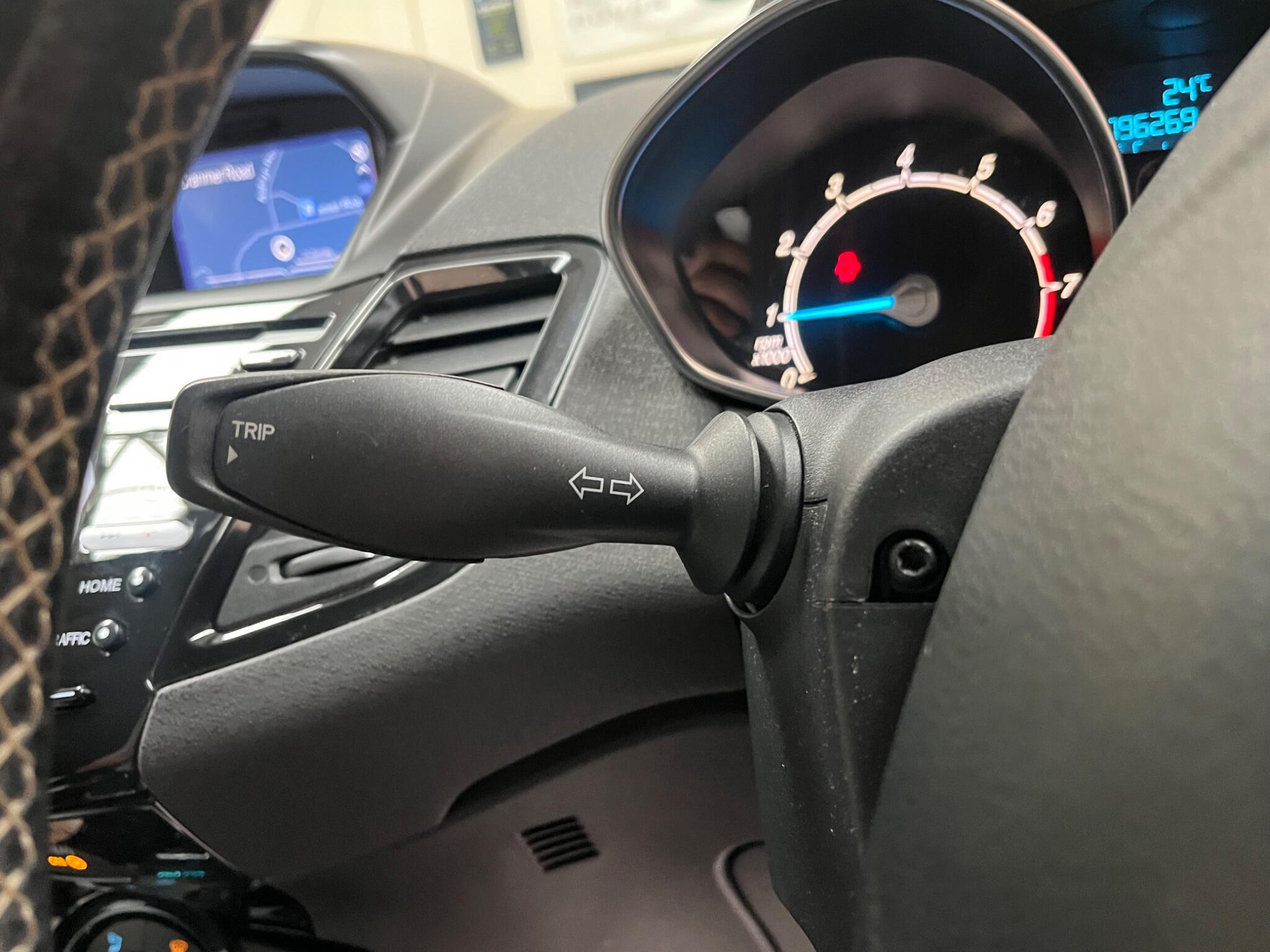 Ford Fiesta view 27