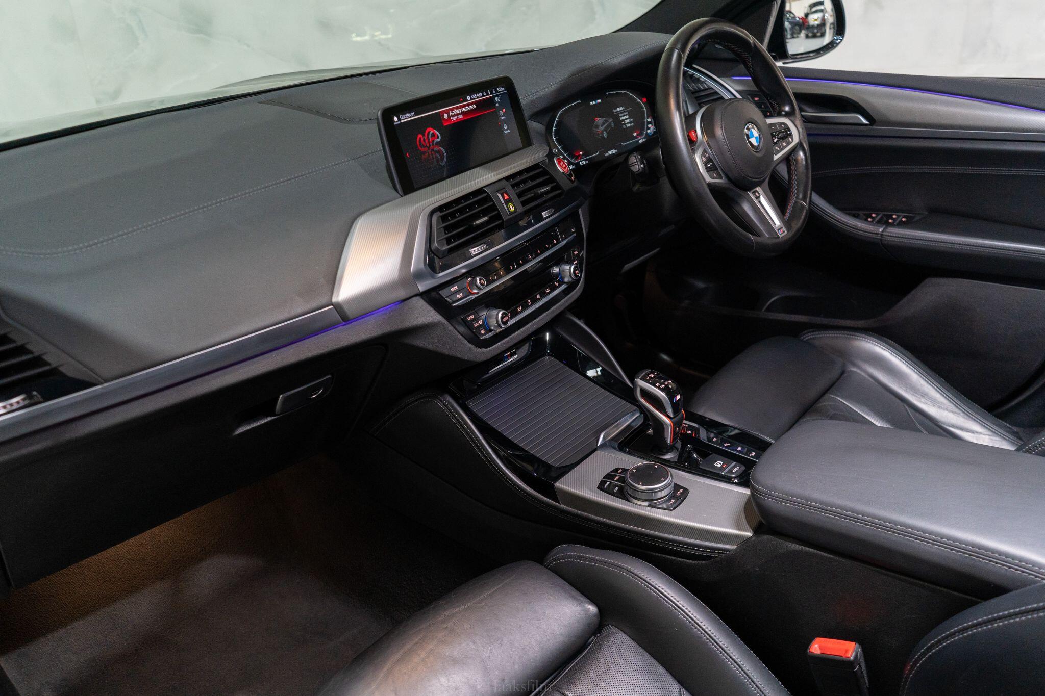BMW X4 M view 14