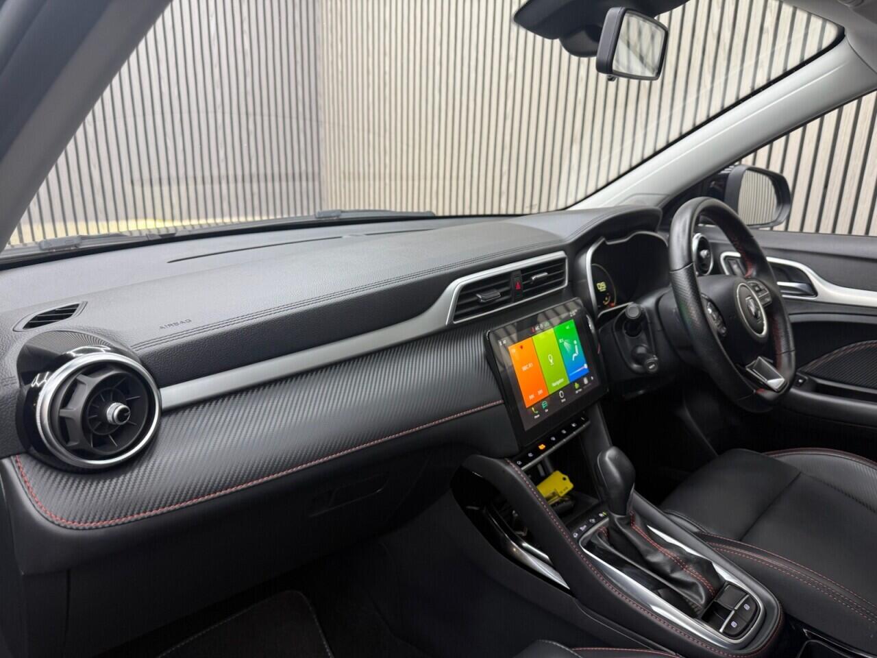 MG ZS view 5
