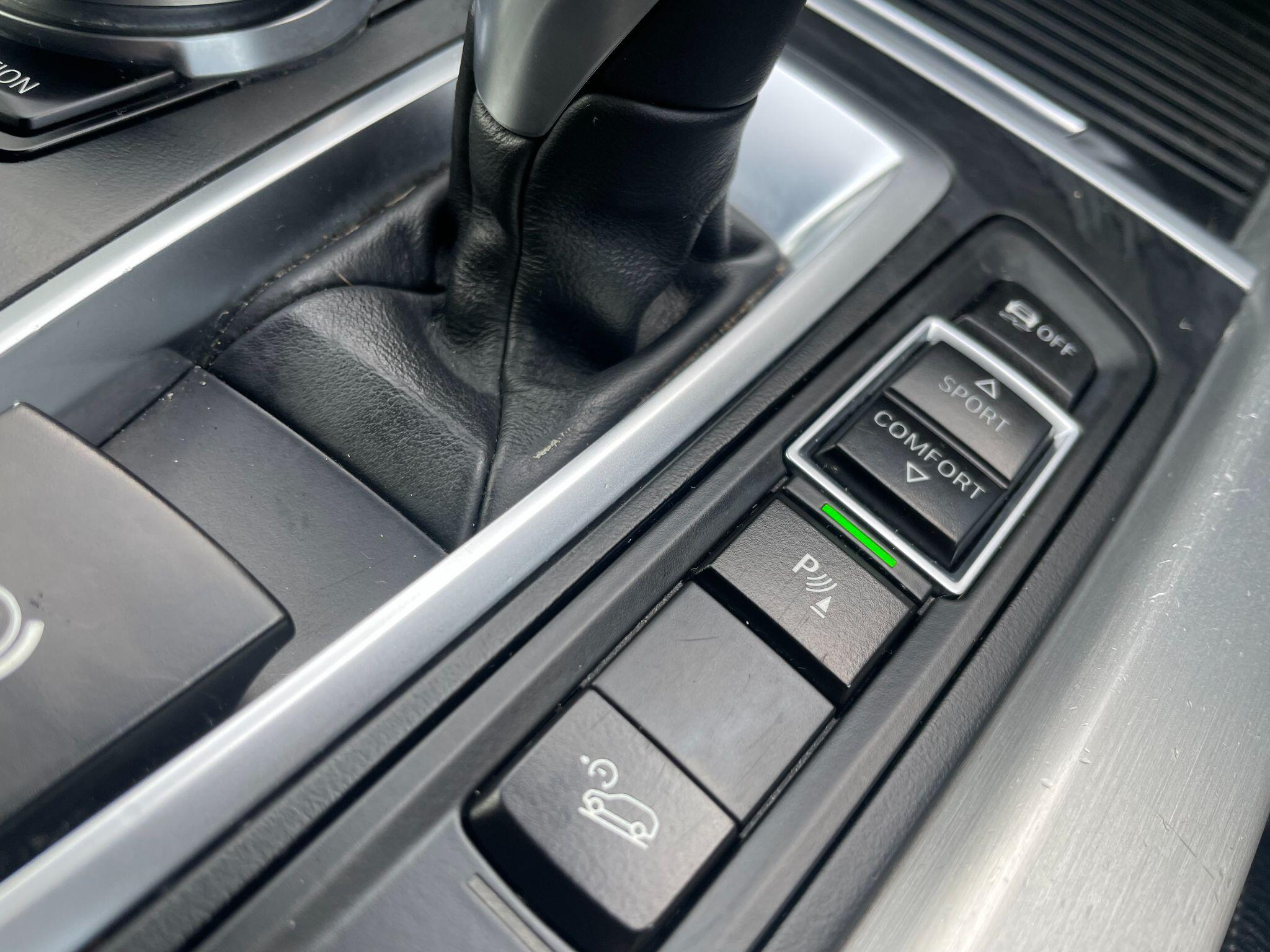 BMW X5 view 31