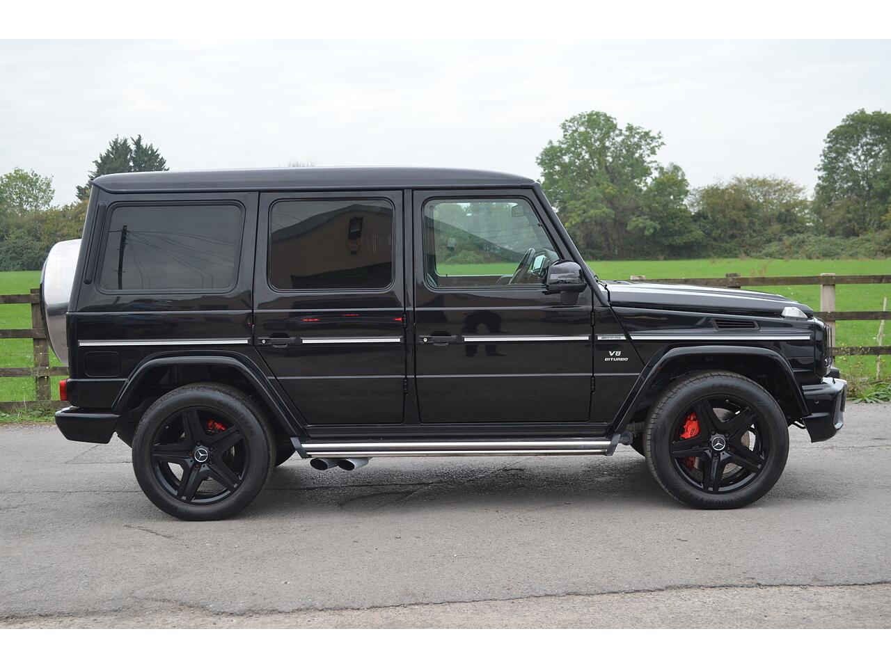 Mercedes-Benz G-Class view 11