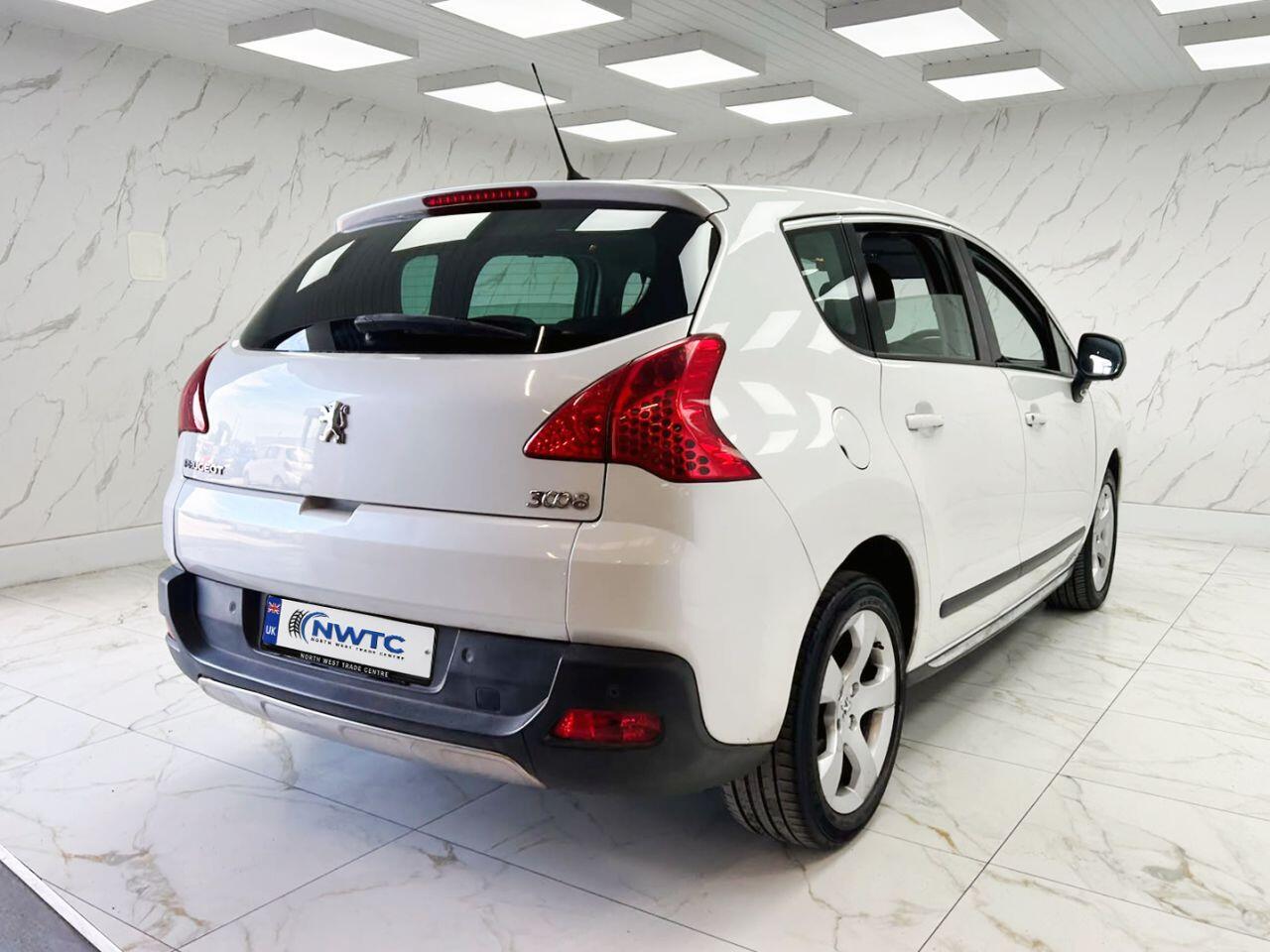 Peugeot 3008 view 11