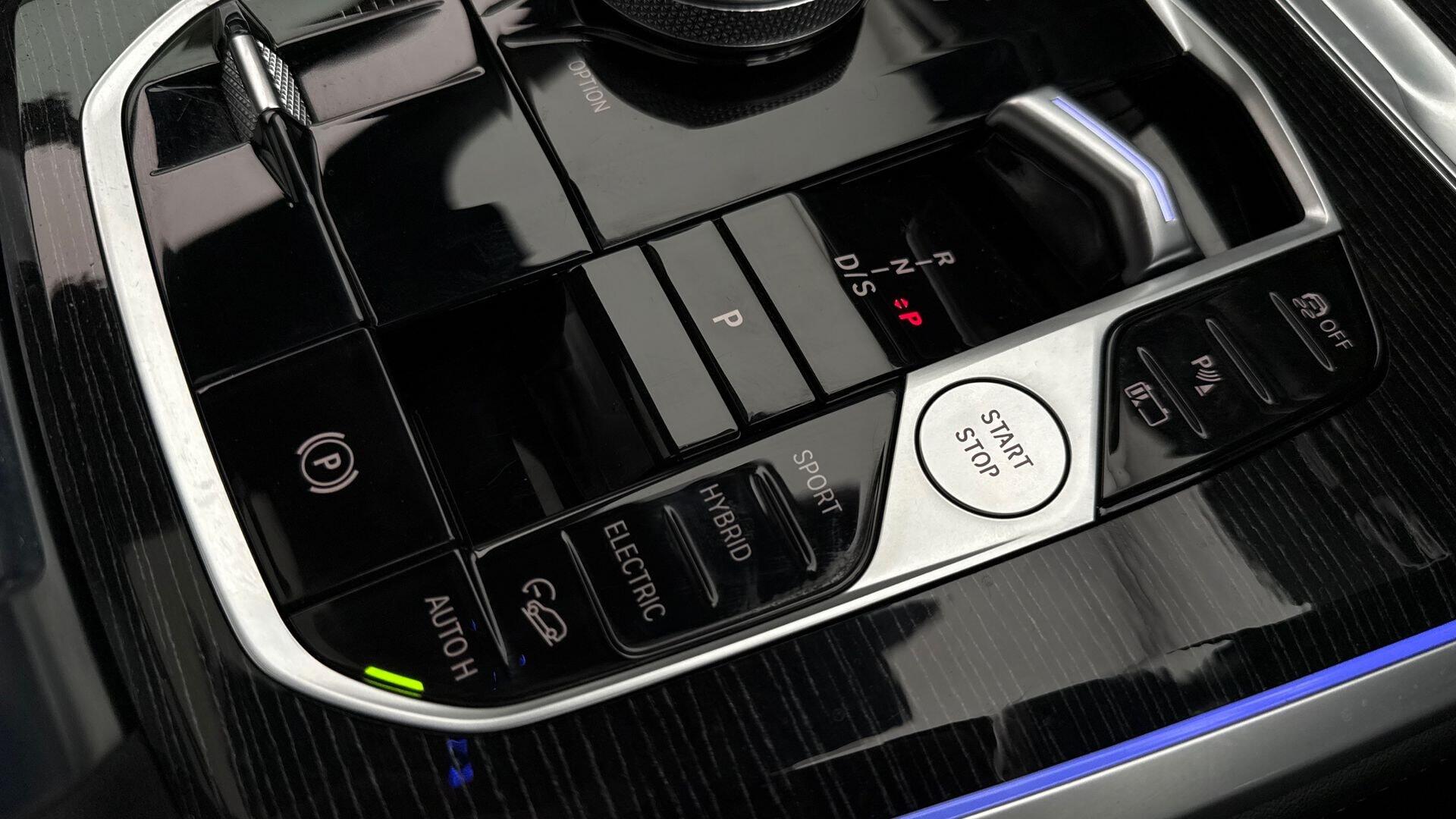 BMW X5 view 19