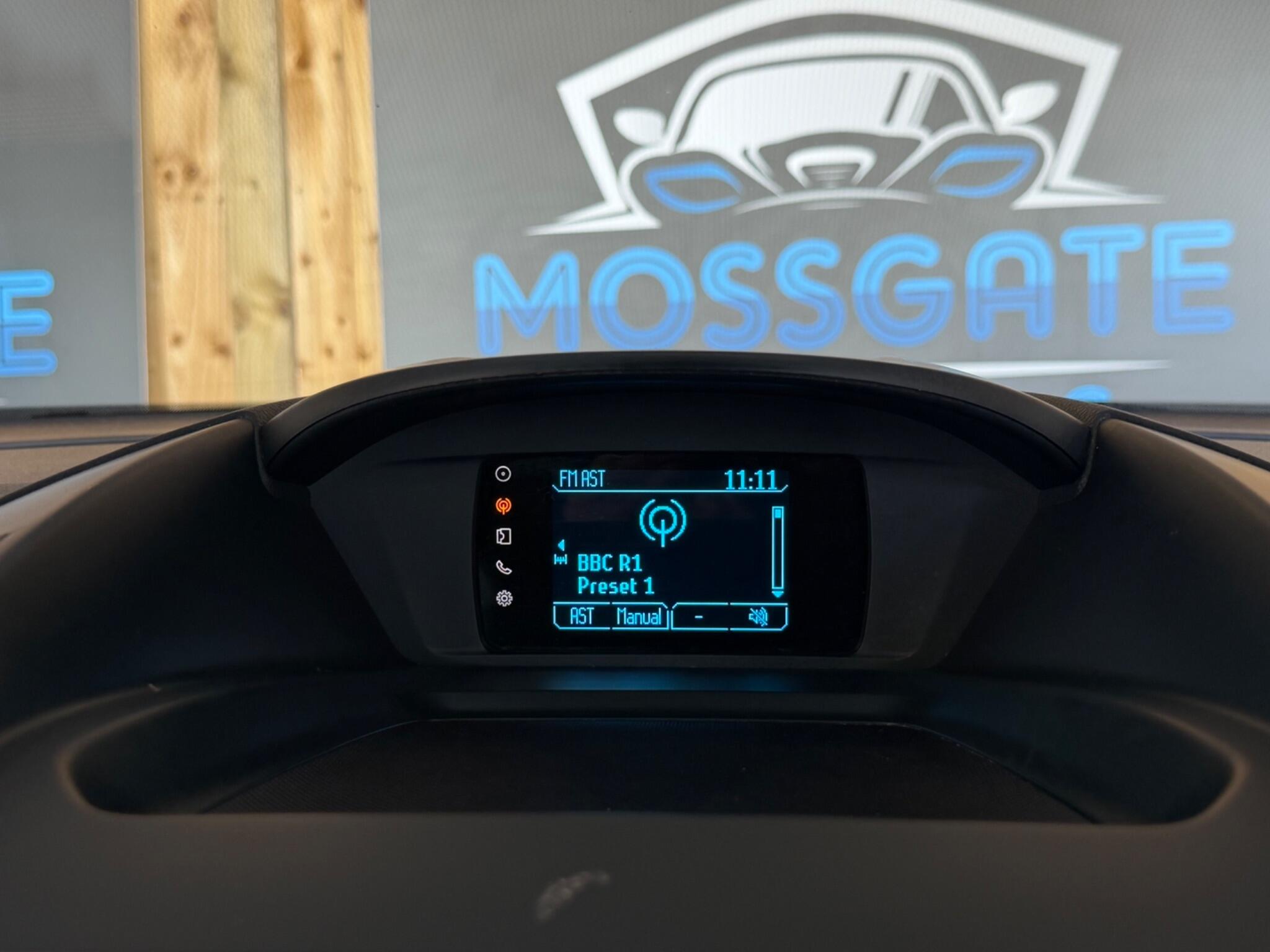 Ford Grand C-Max view 32