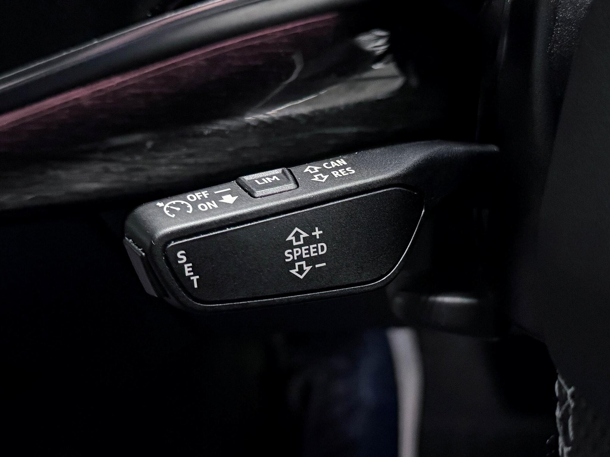 Audi Q7 view 35