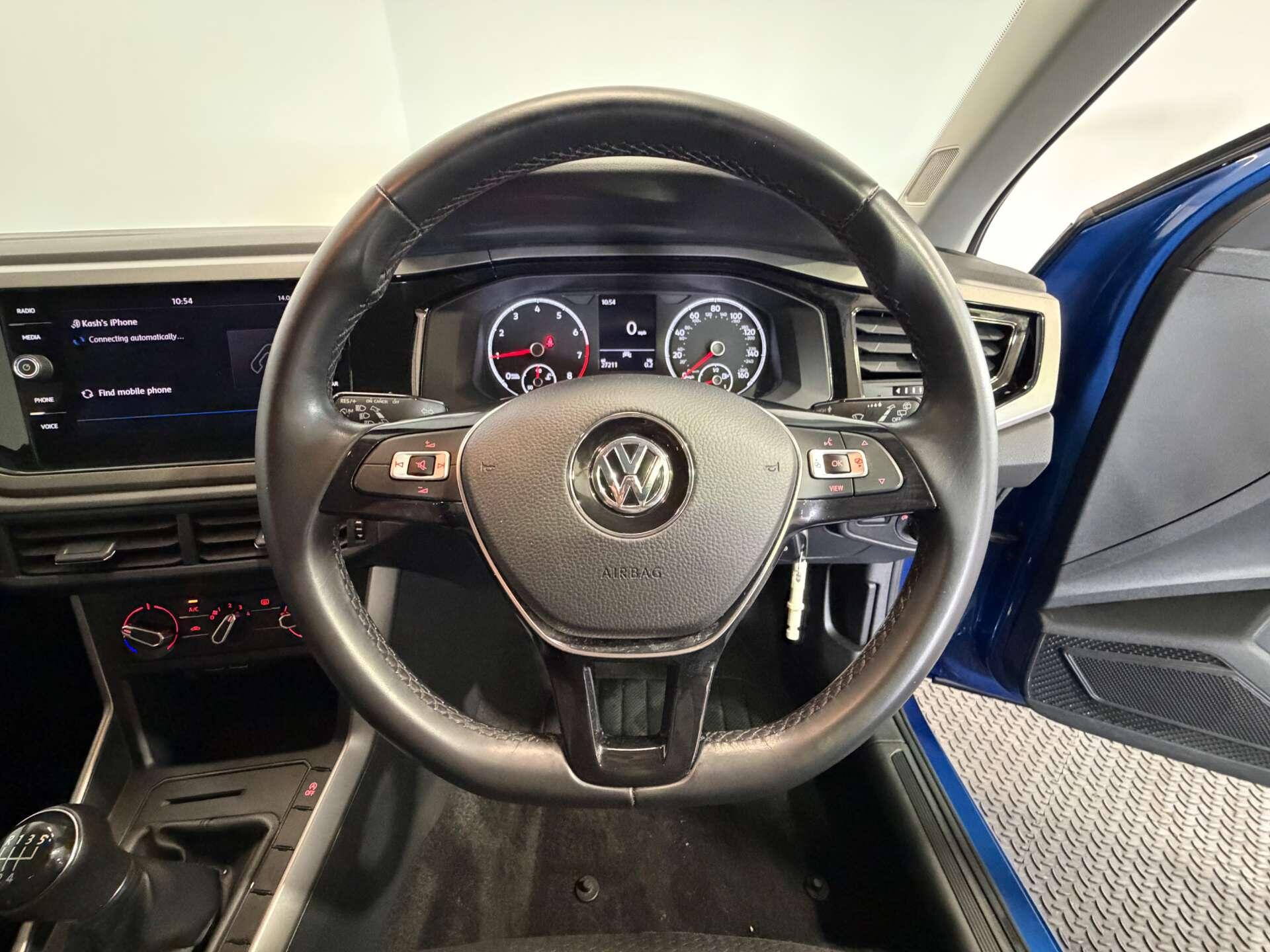 Volkswagen Polo view 26