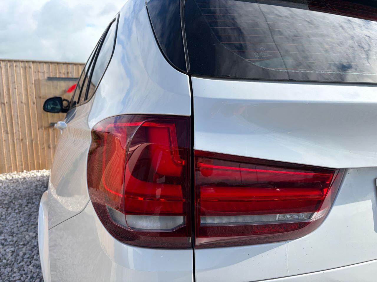 BMW X5 view 14