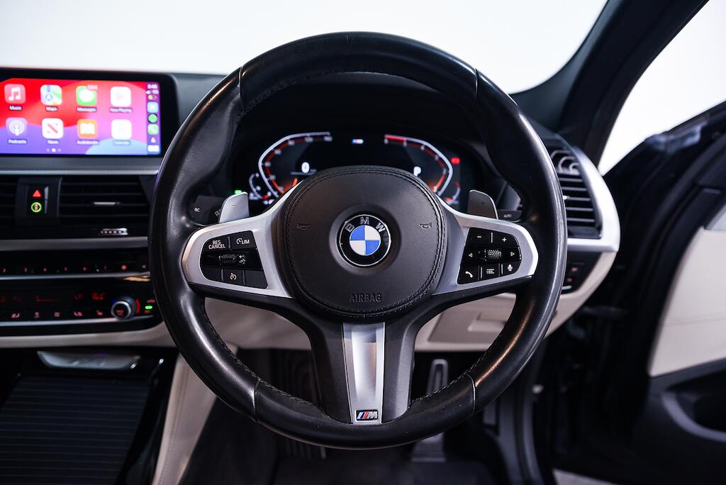 BMW X4 view 27