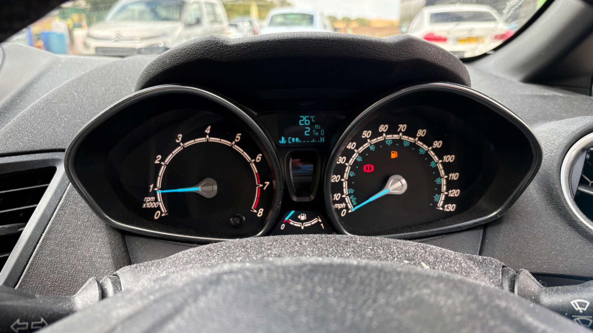 Ford Fiesta view 14