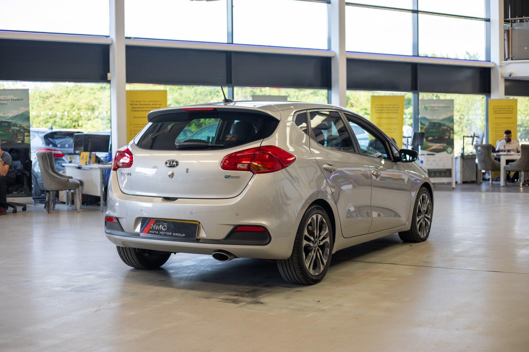 Kia Ceed view 33