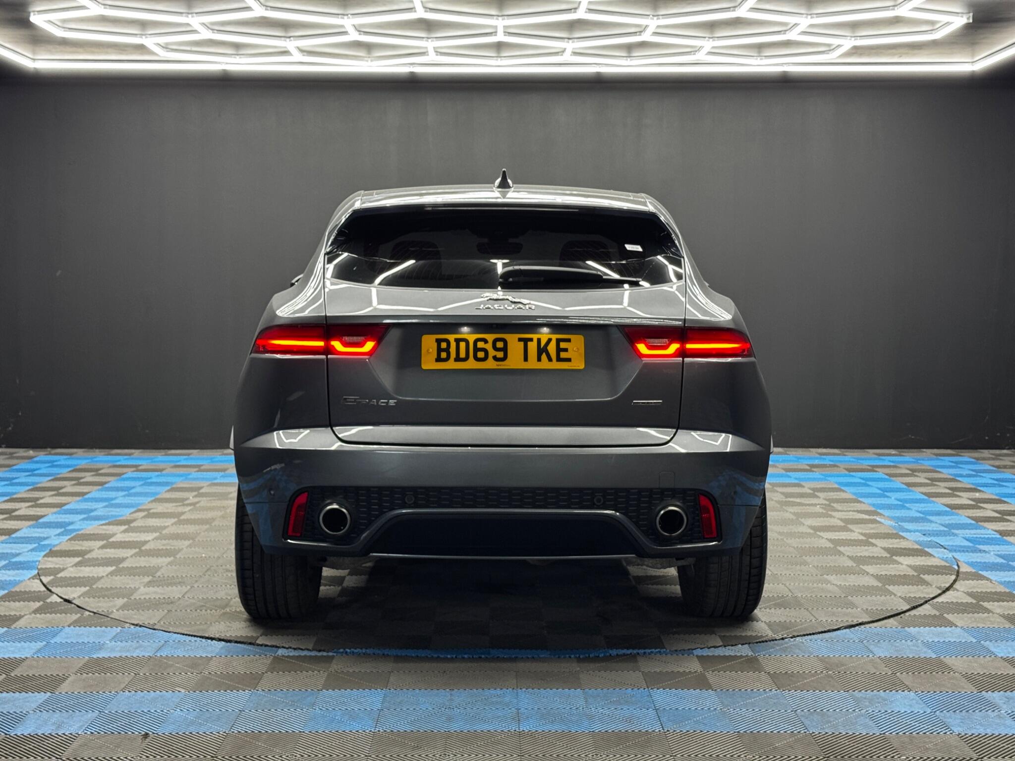 Jaguar E-Pace view 6
