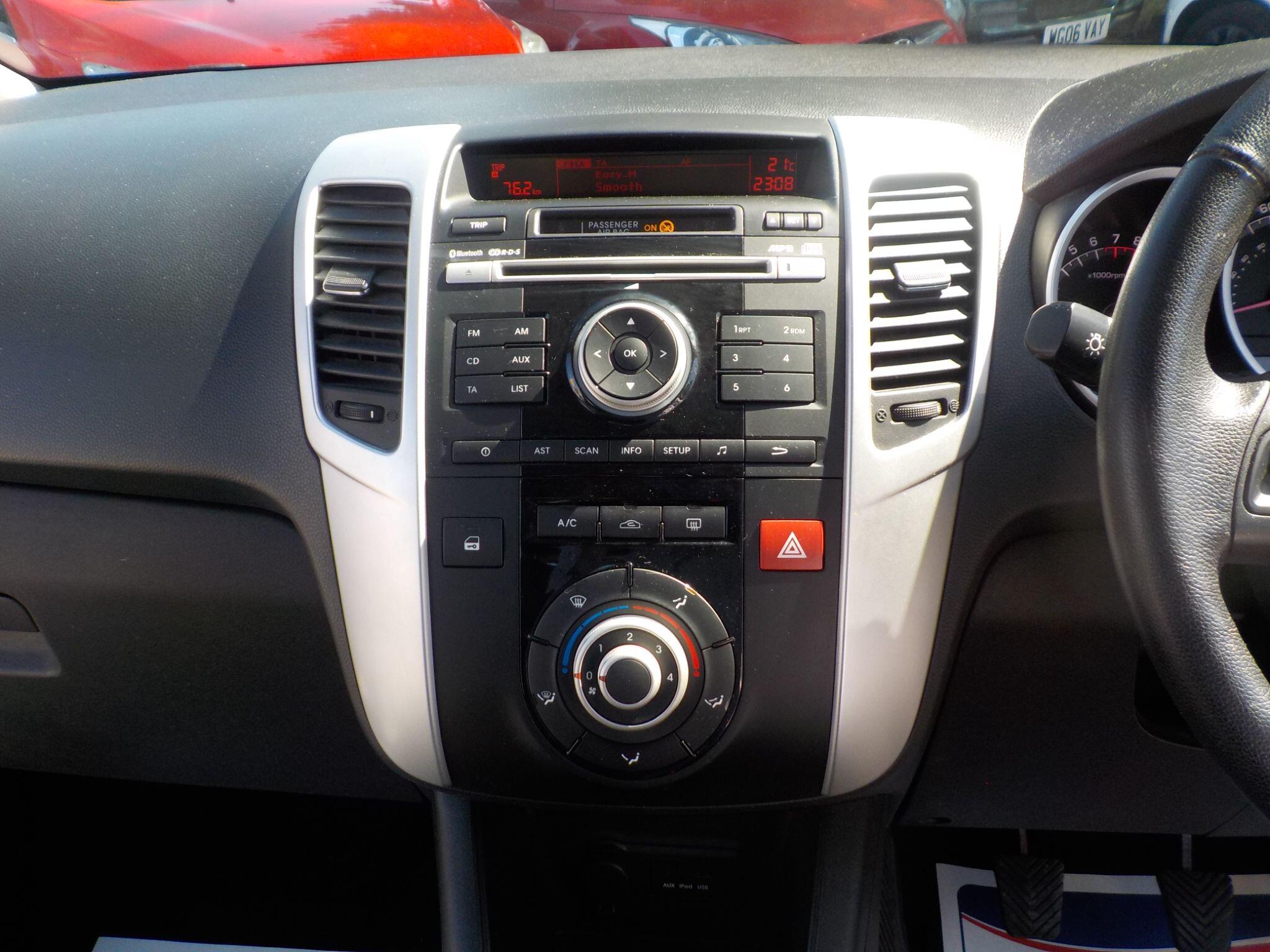 Kia Venga 1.4 EcoDynamics 2 Euro 5 (s/s) 5dr