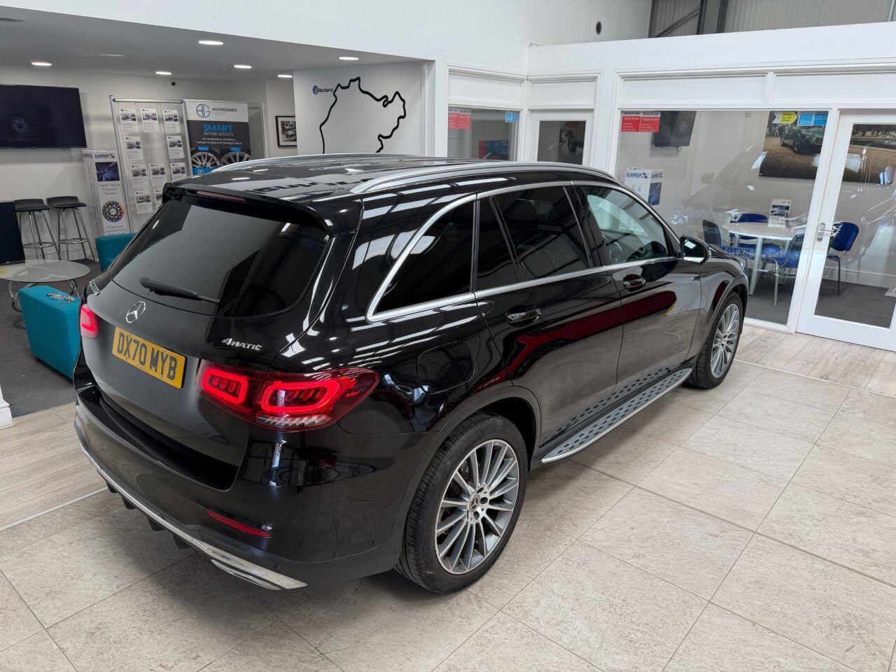 Mercedes-Benz GLC view 24