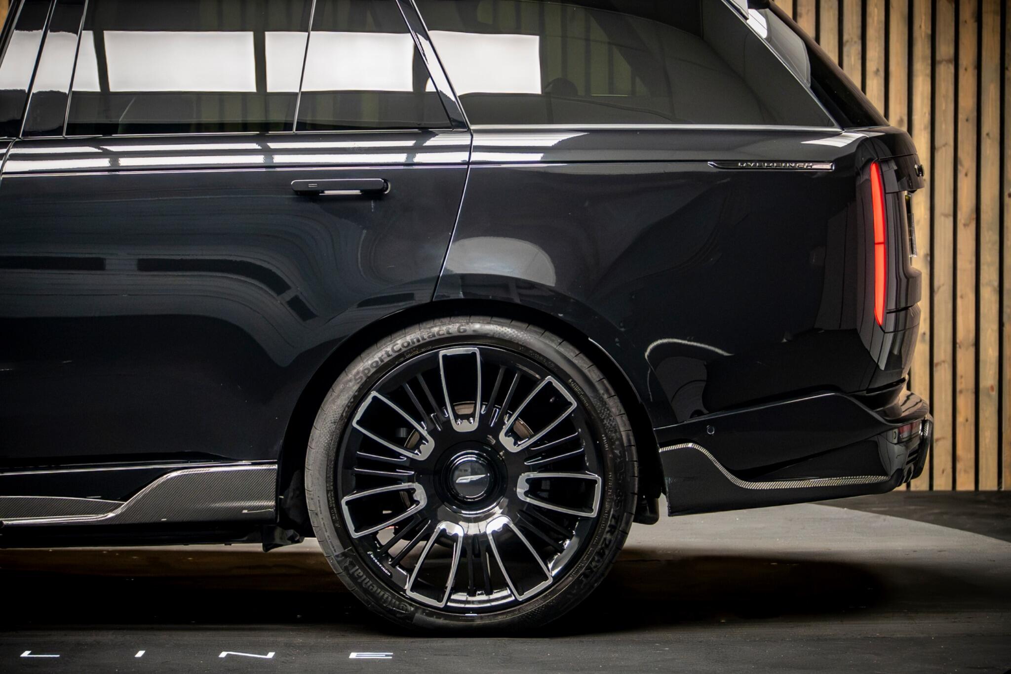 Land Rover Range Rover view 18