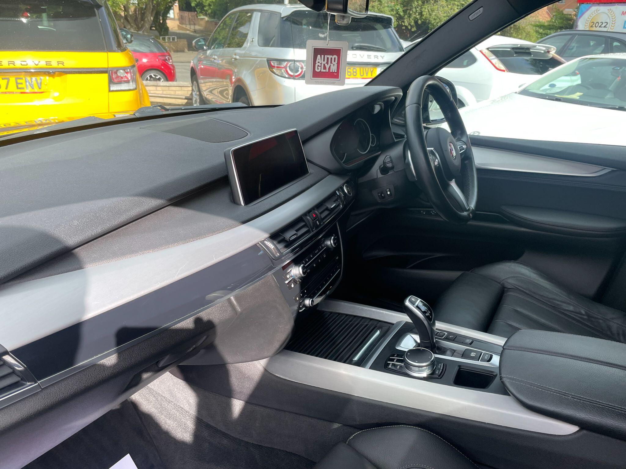 BMW X5 view 37