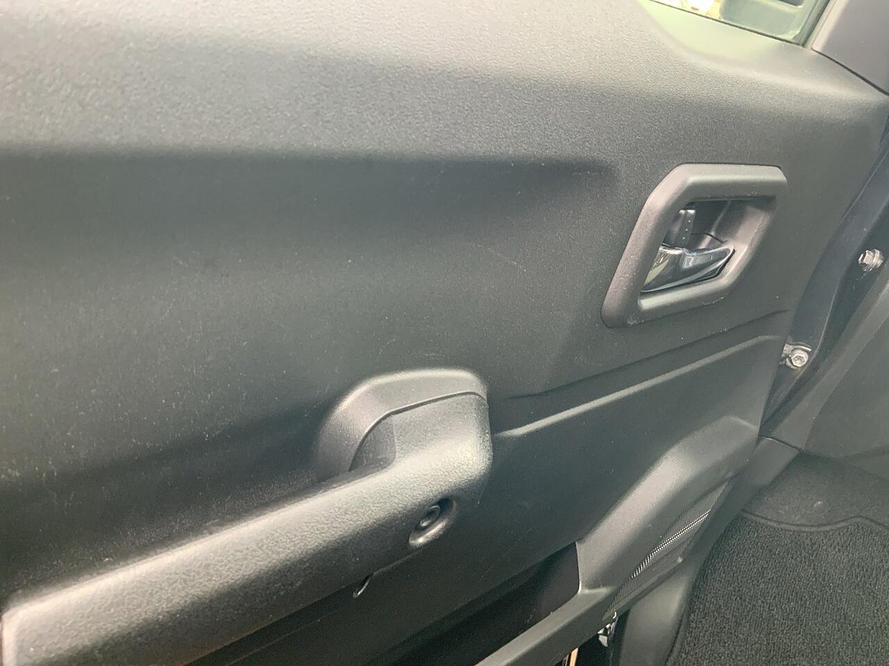 Suzuki Jimny view 14