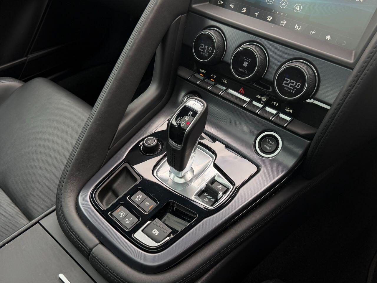 Jaguar F-Type view 45