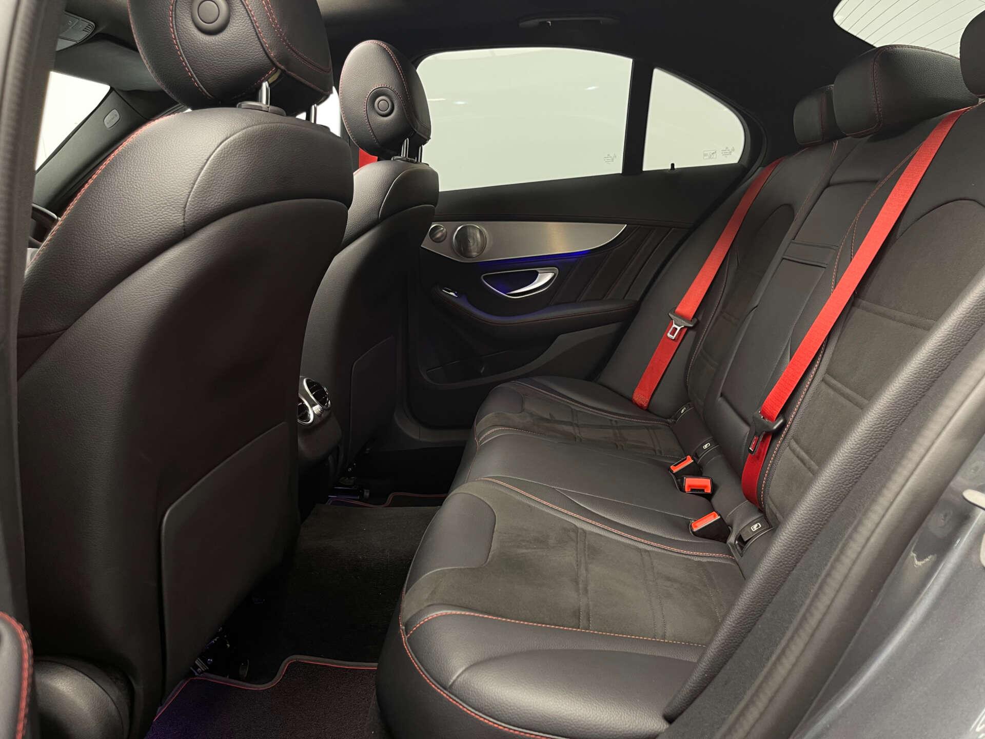 Mercedes-Benz C Class view 40