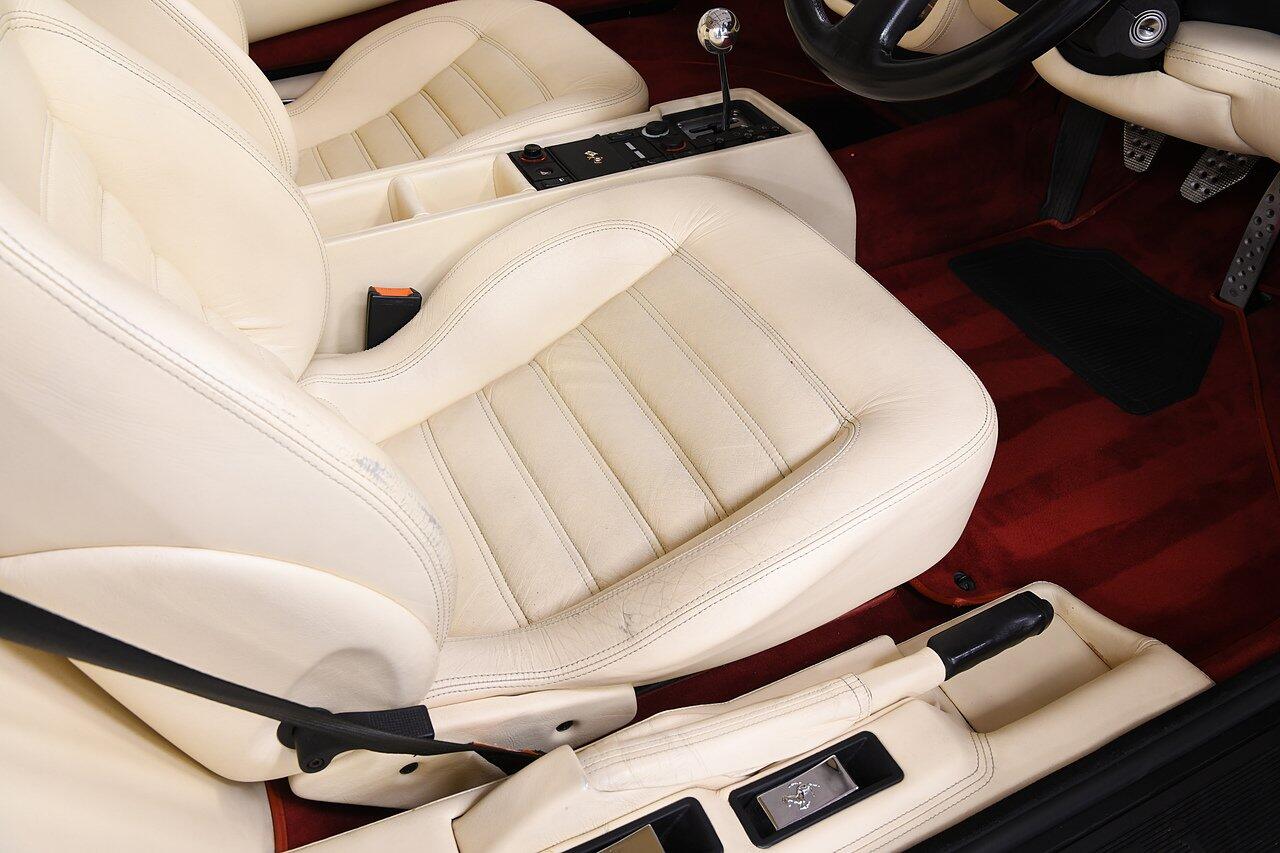 Ferrari 512 view 10