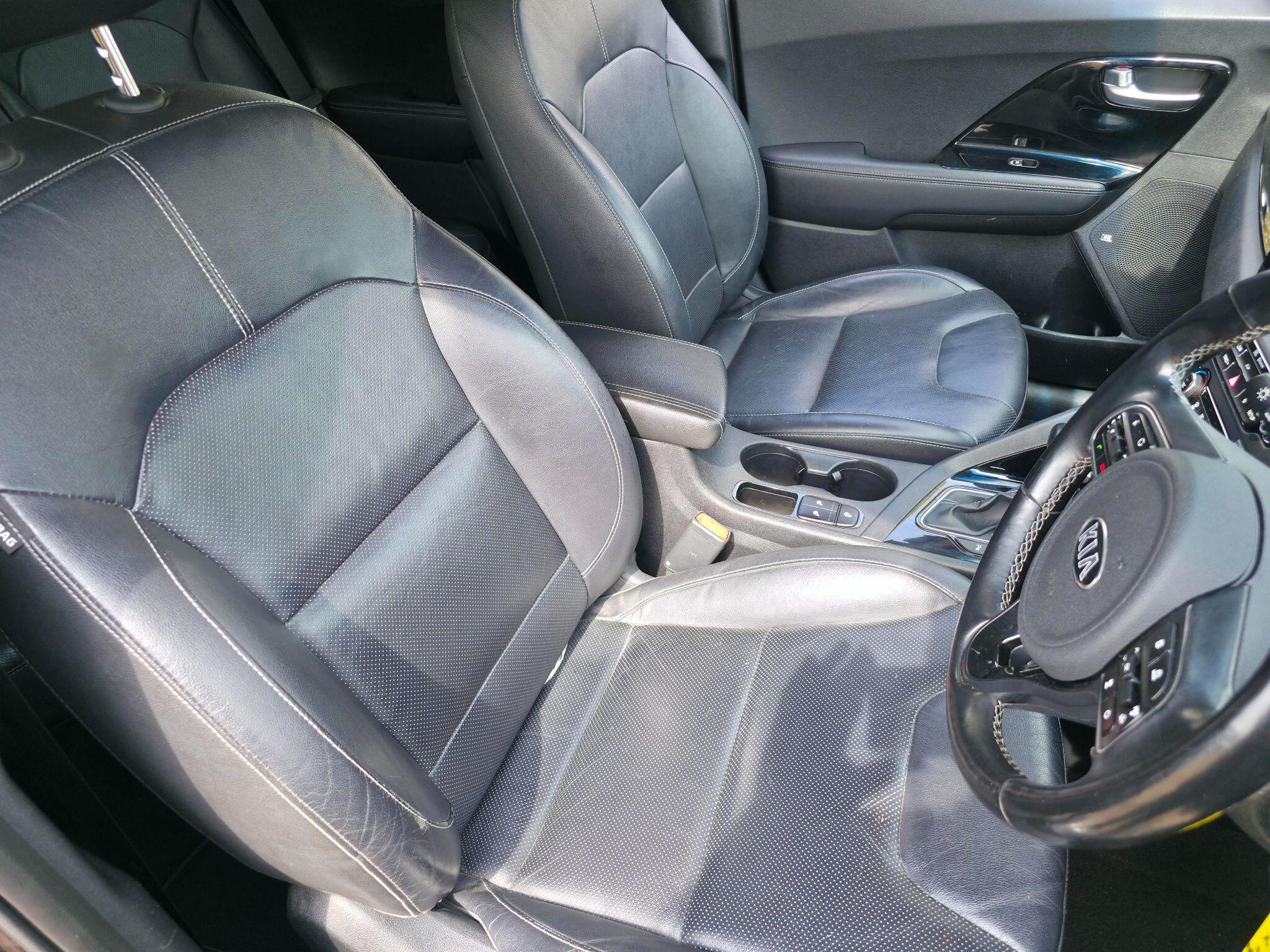 Kia Niro view 31