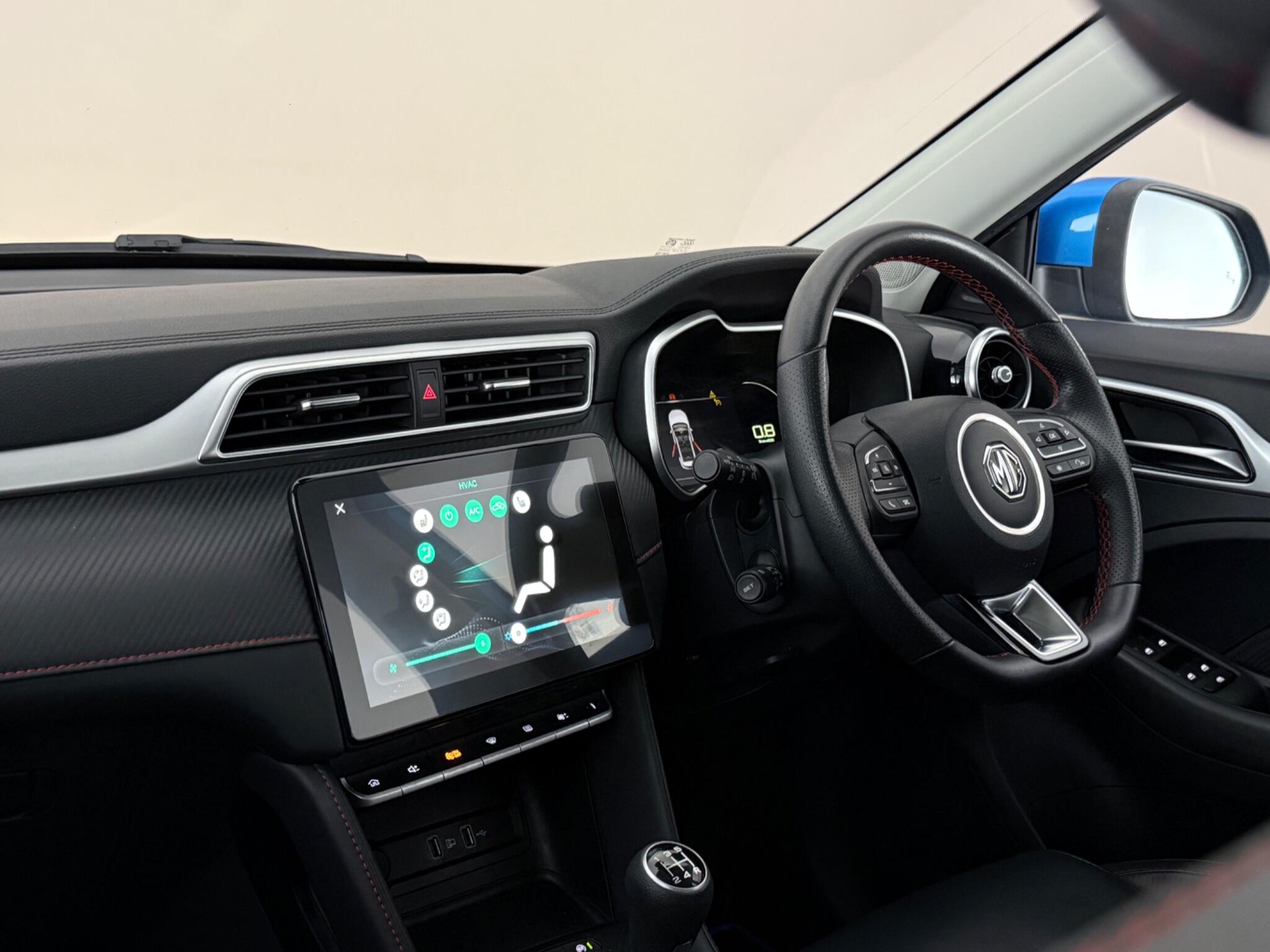 MG ZS view 4