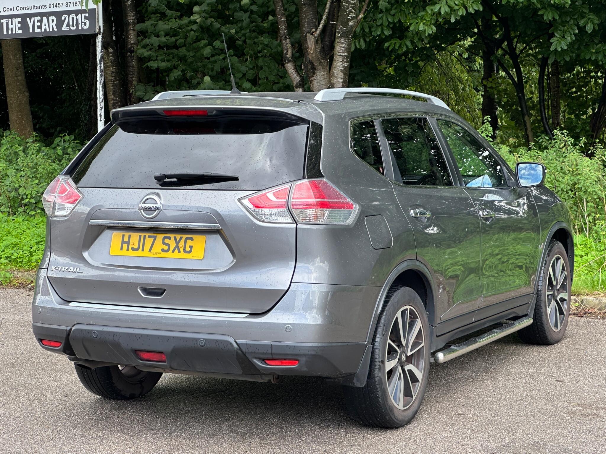 Nissan X-Trail view 12