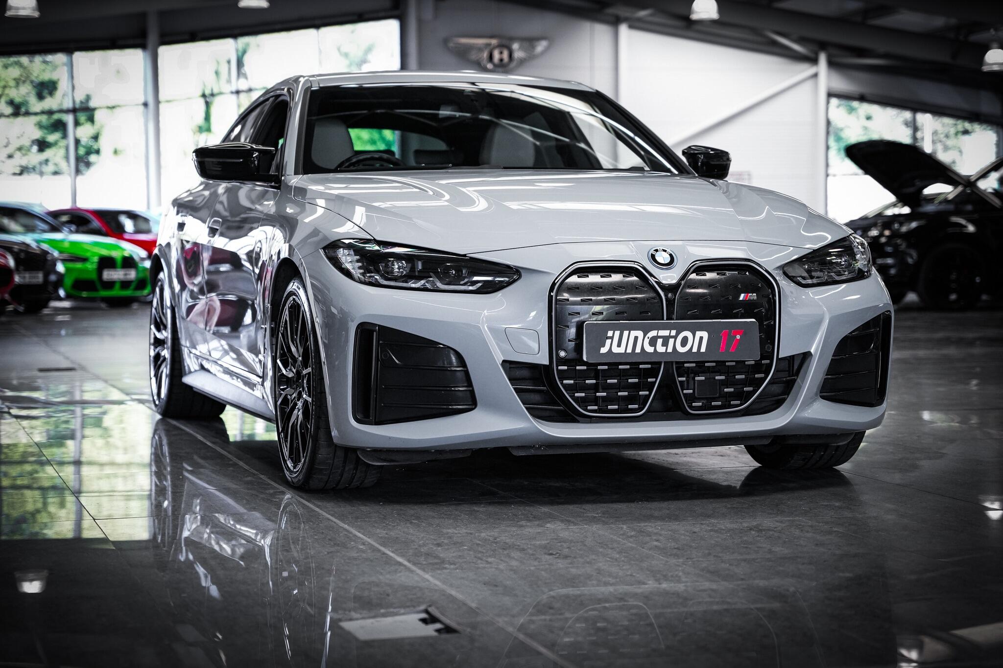 BMW I4 view 11