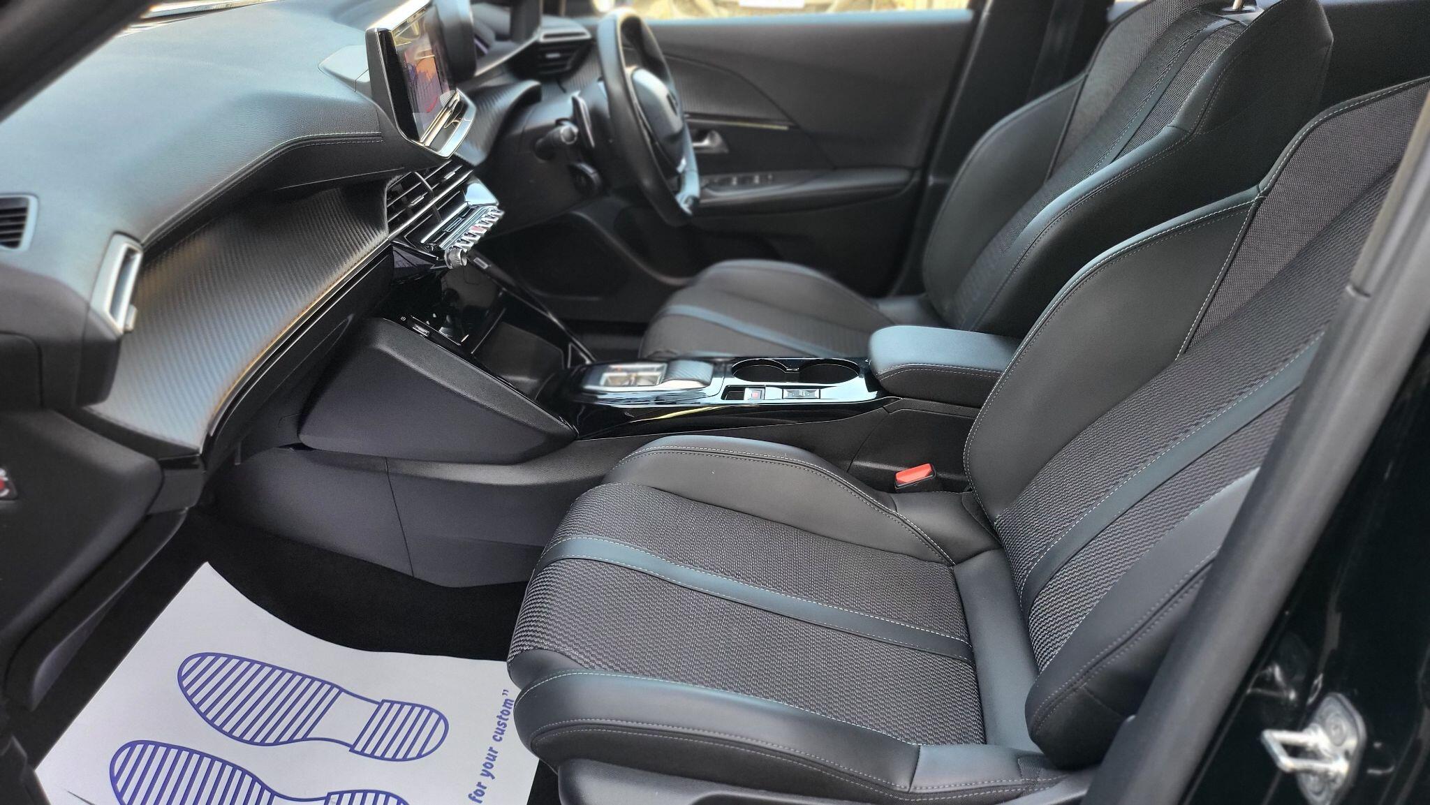 Peugeot 2008 view 27