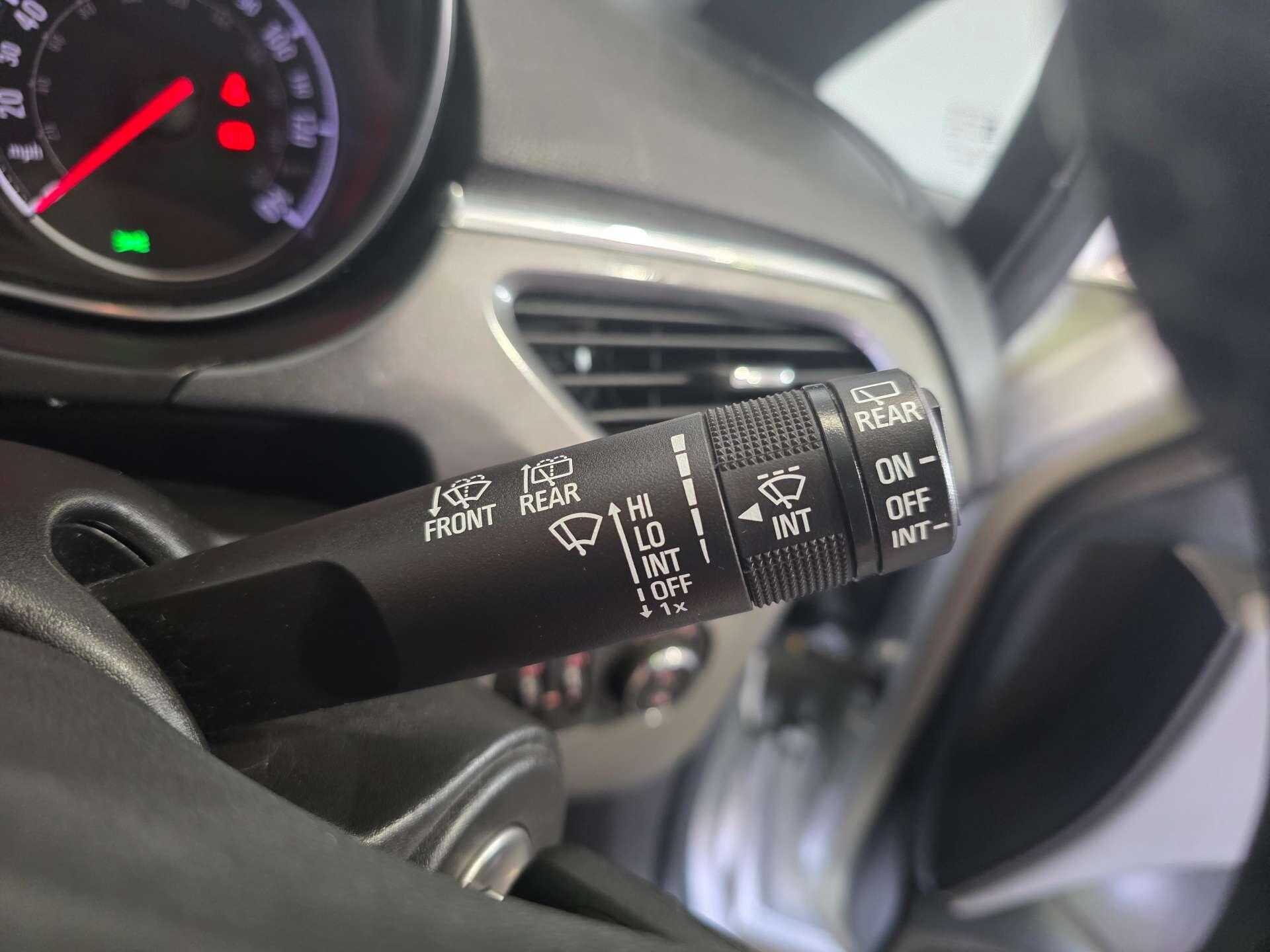 Vauxhall Corsa view 21