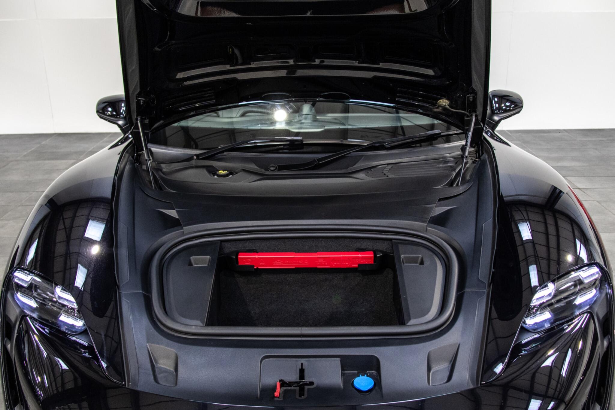 Porsche Taycan view 13
