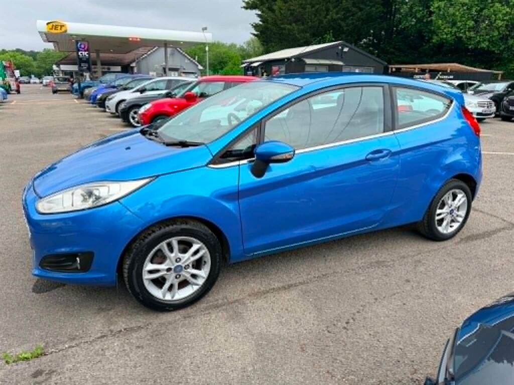 Ford Fiesta view 4