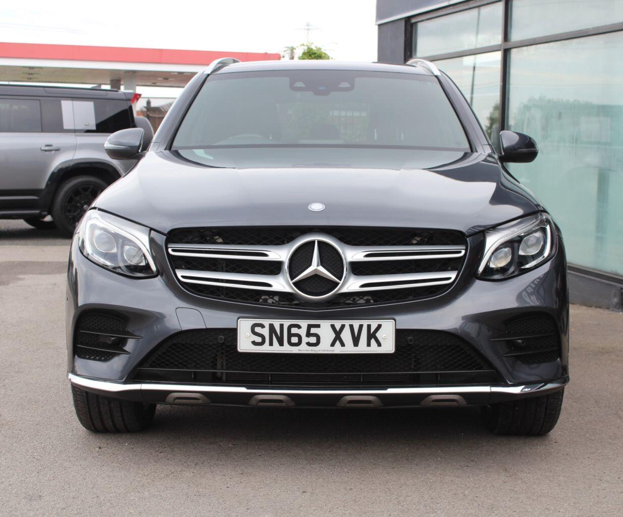 Mercedes-Benz GLC view 2