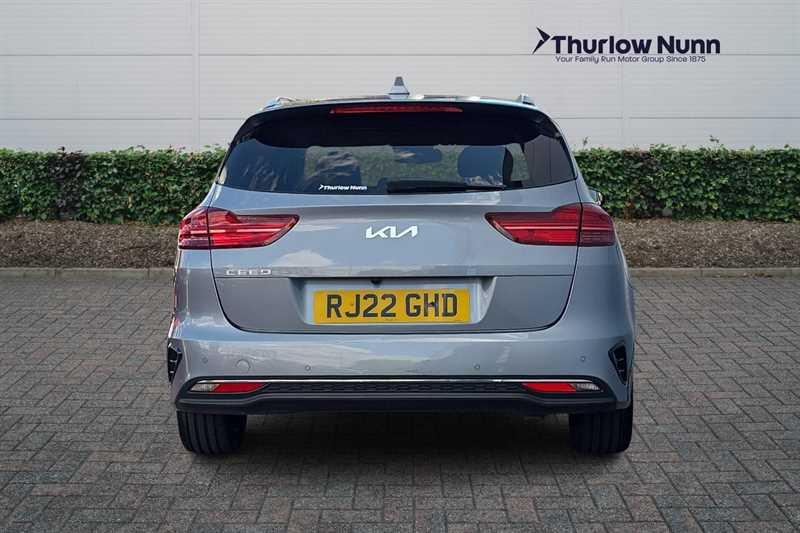 Kia Ceed view 4