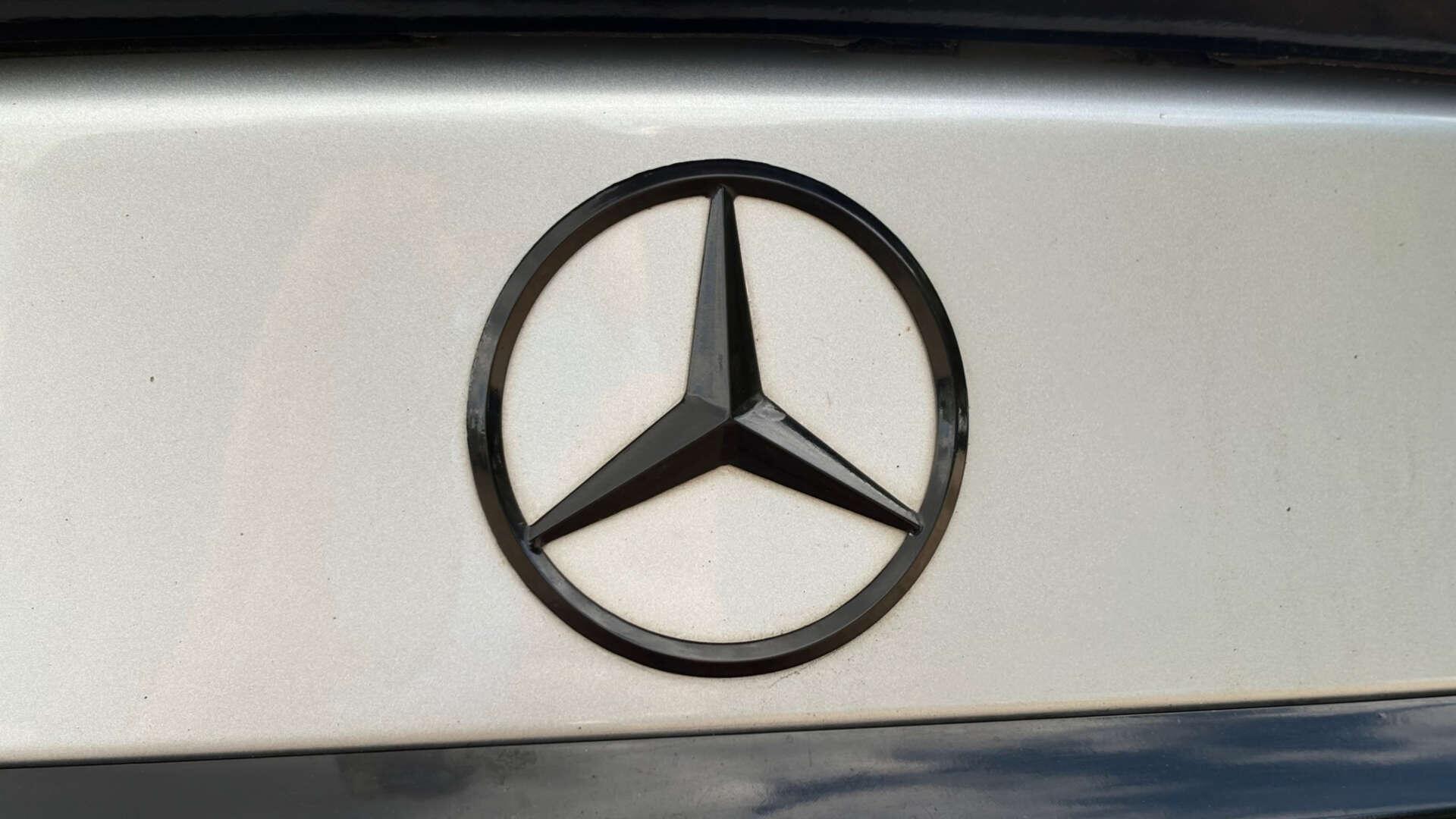 Mercedes-Benz C-Class view 53
