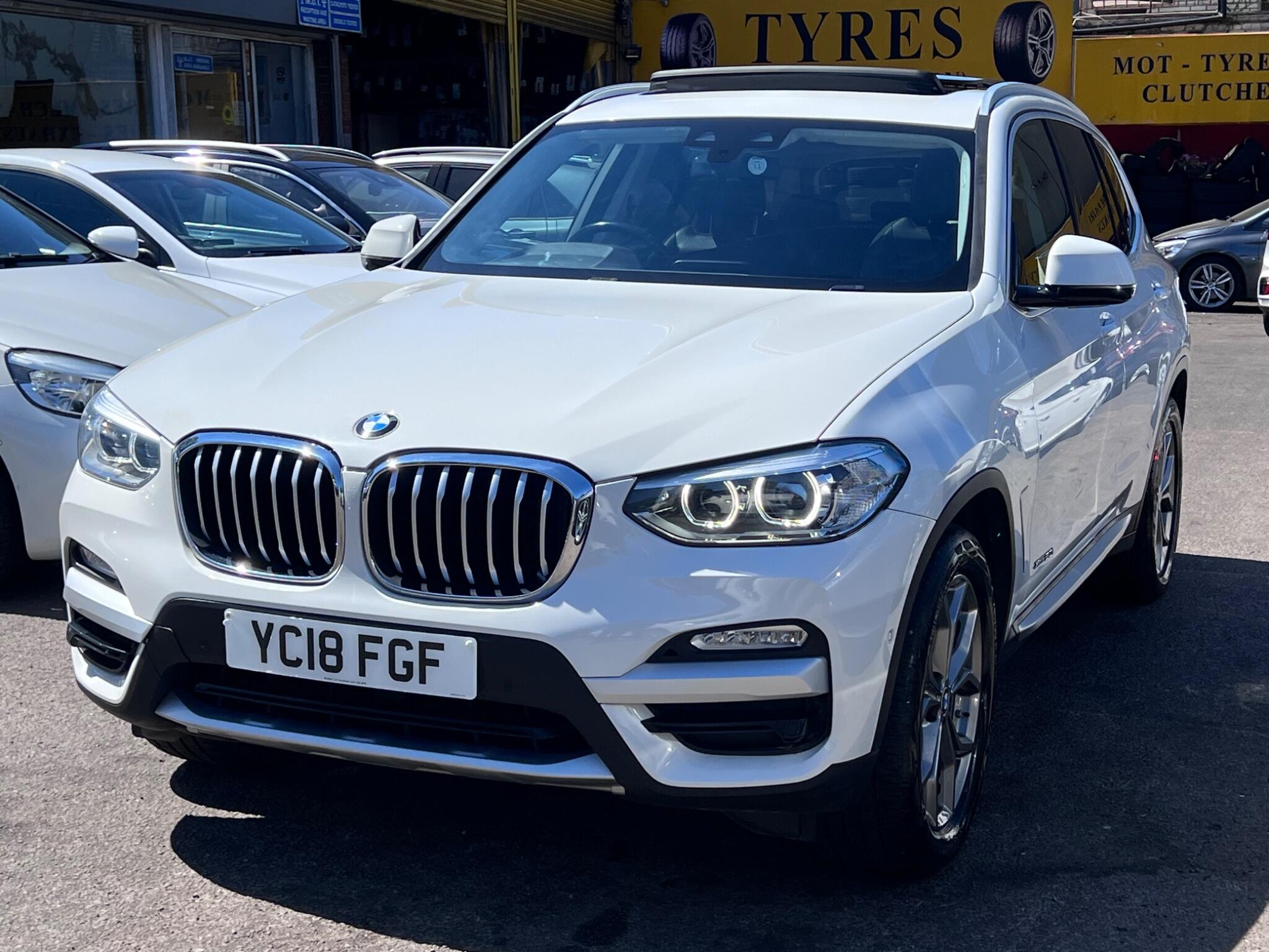 BMW X3 view 8