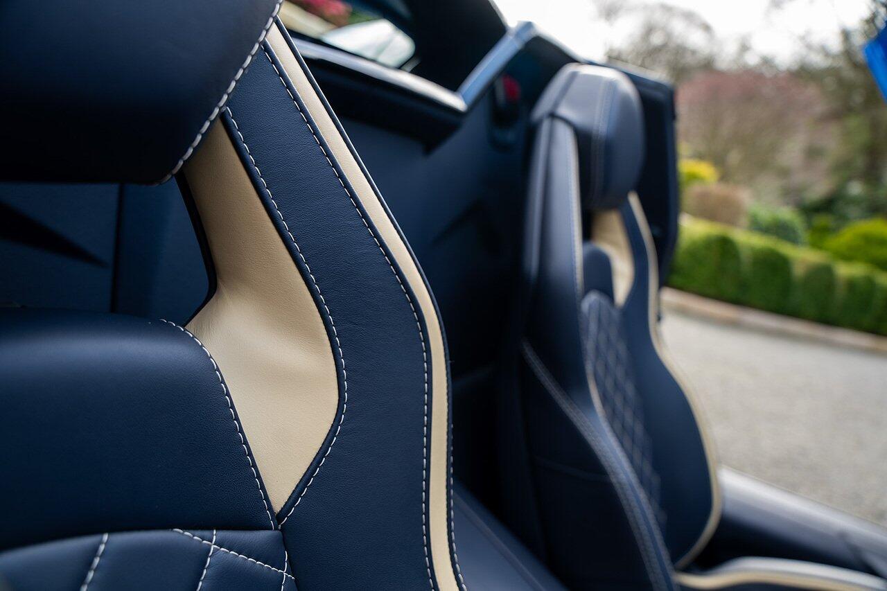 Lamborghini Aventador view 57